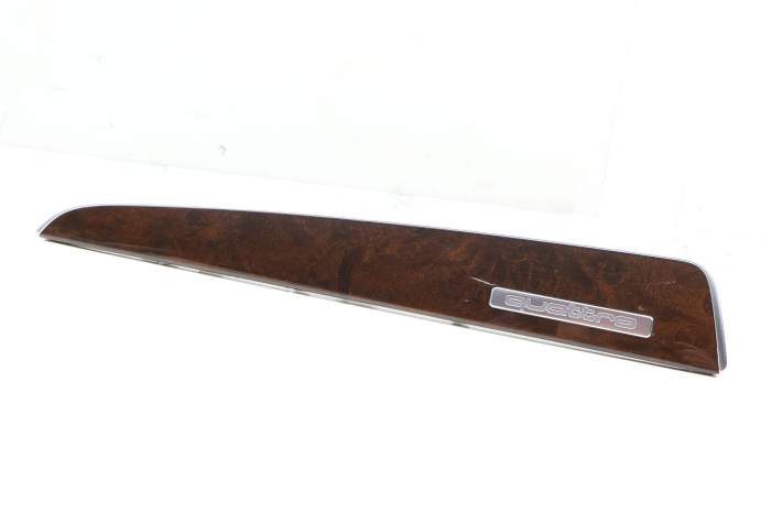 Dashboard / Dash Trim 8R1853190B main product photo