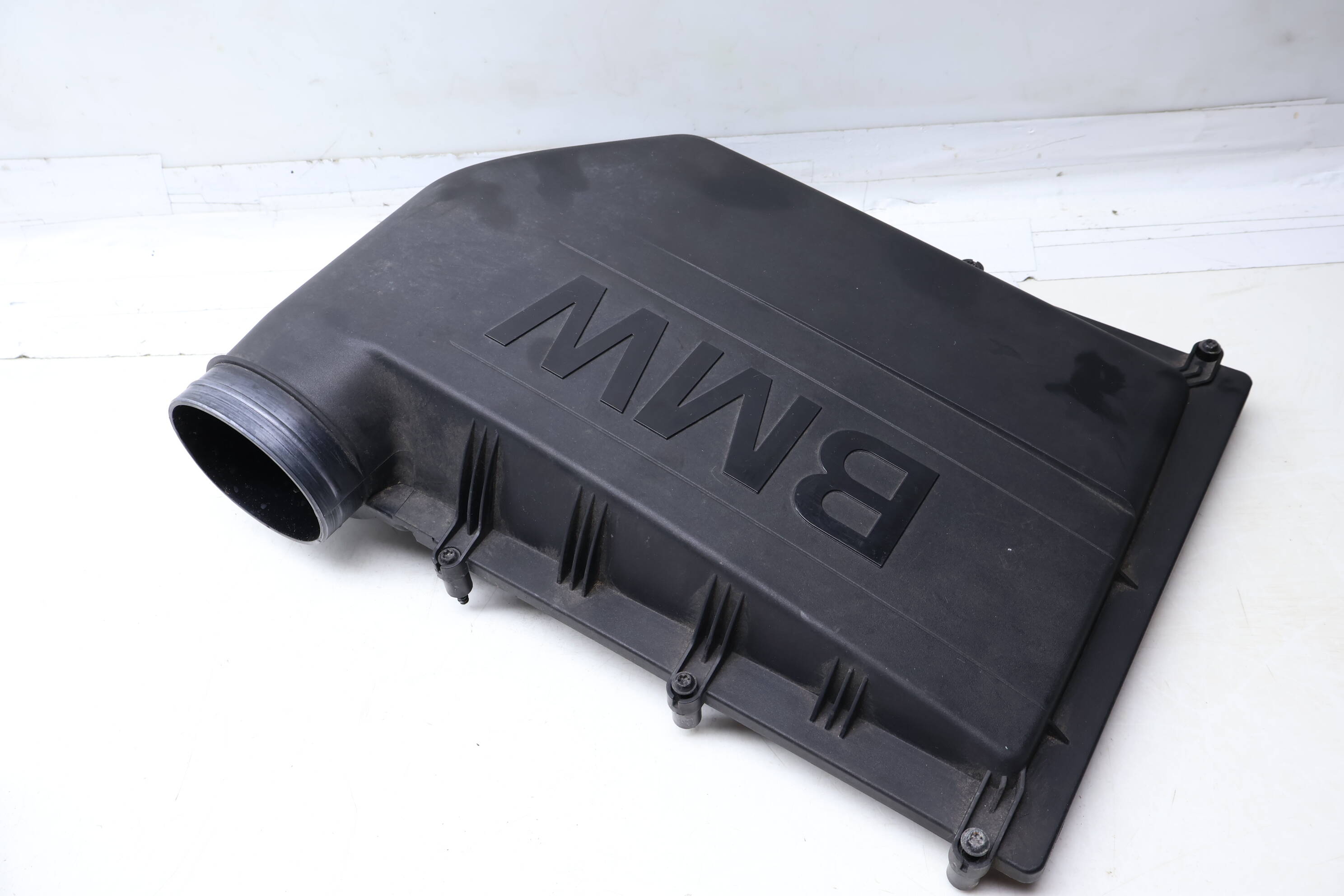 Engine Air Filter Housing / Box (Upper) 13717583713