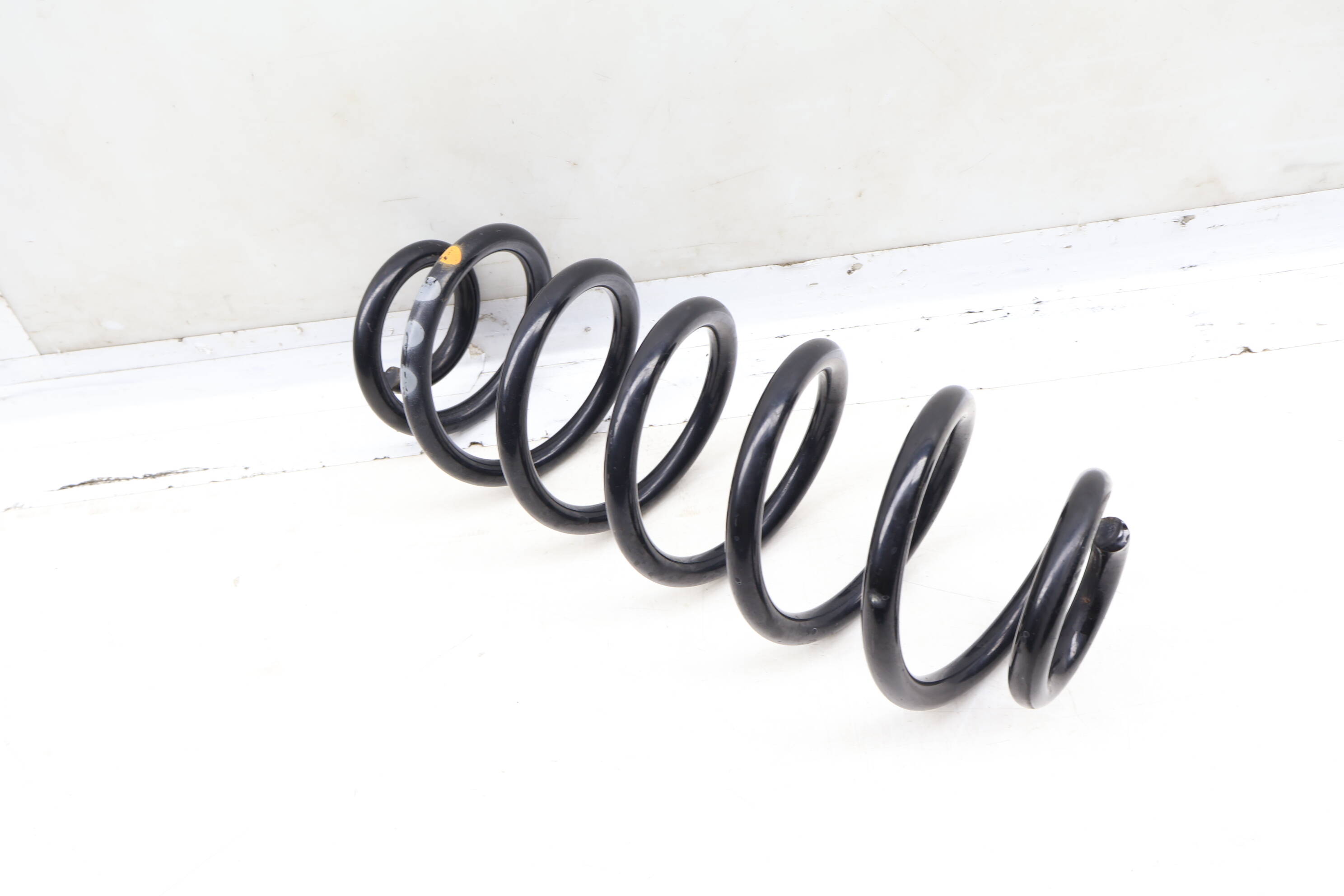 Coil Spring 8R0511115AN