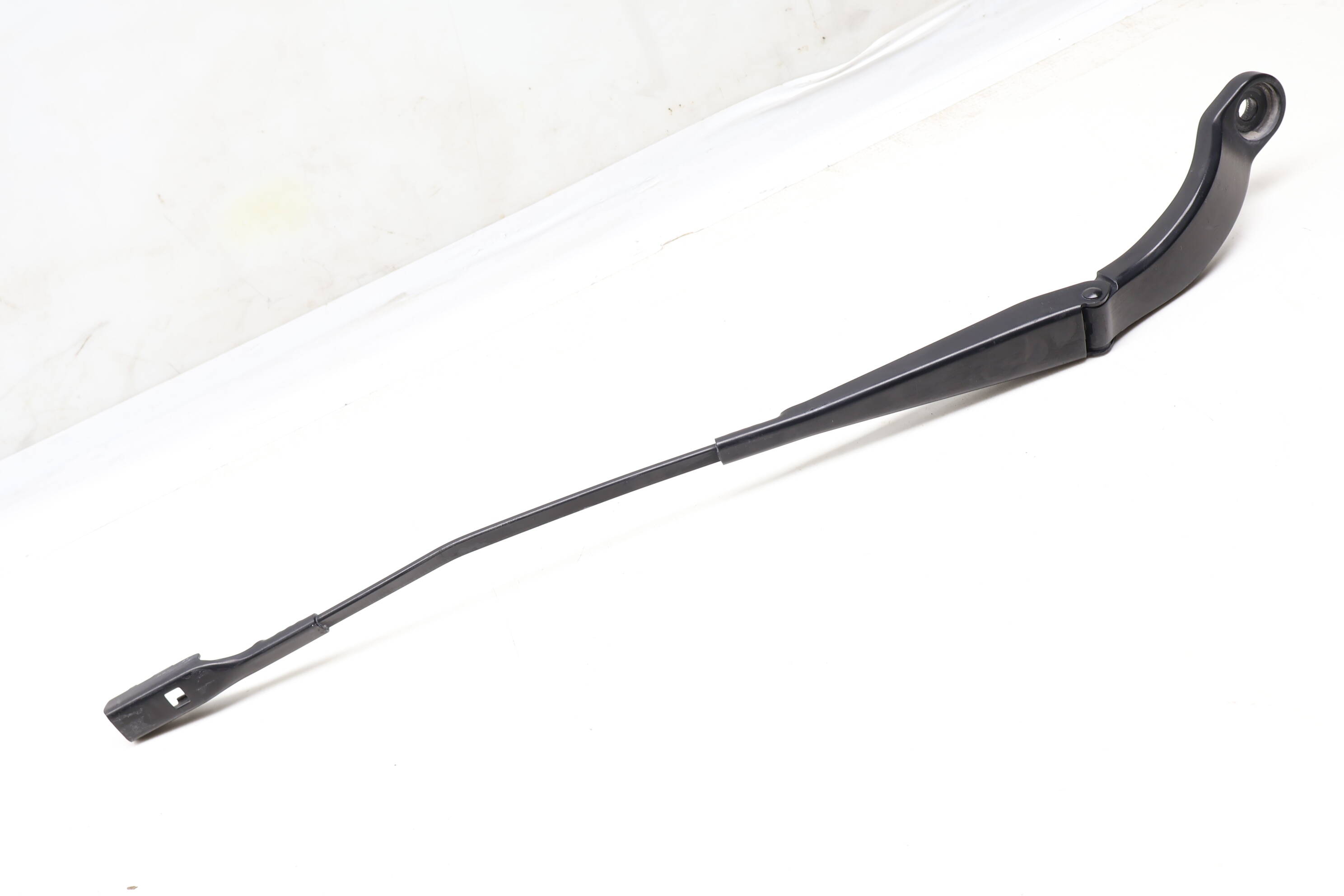 Windshield Wiper Arm 95B955407