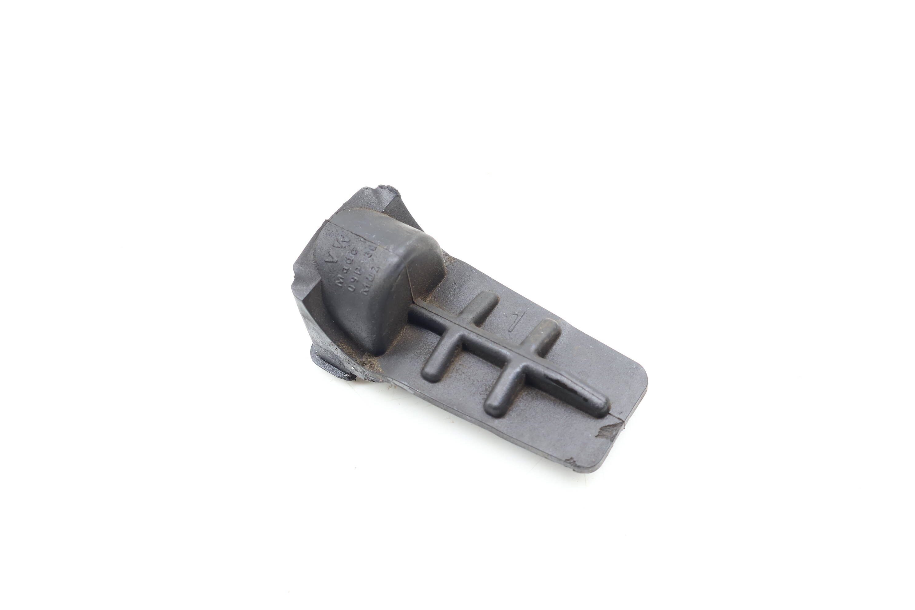 Transmission Cap / Cover 09P301160