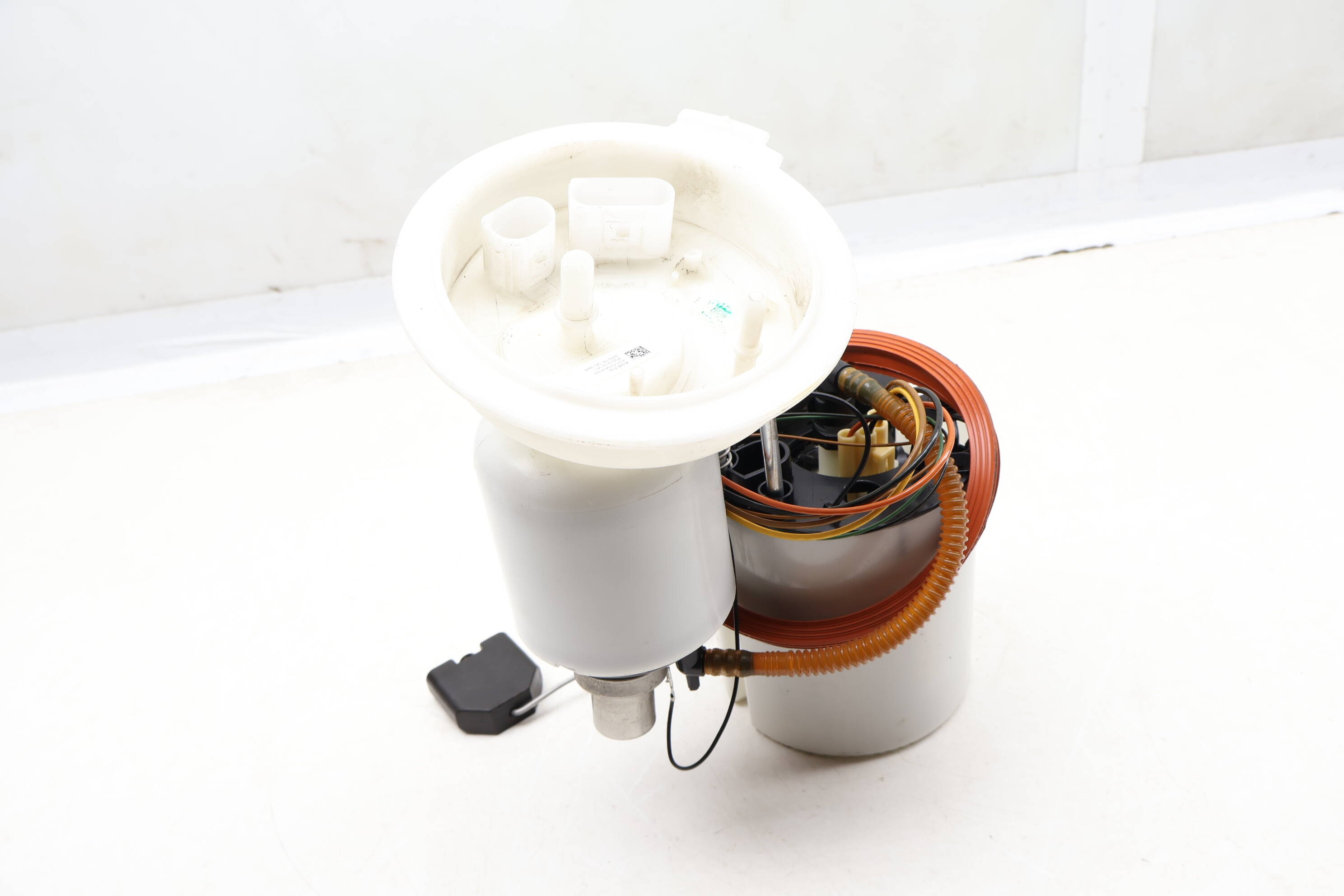 アウディ 高圧 燃料ポンプ/フューエルポンプ A4/8KCDN,8KCDNF A5