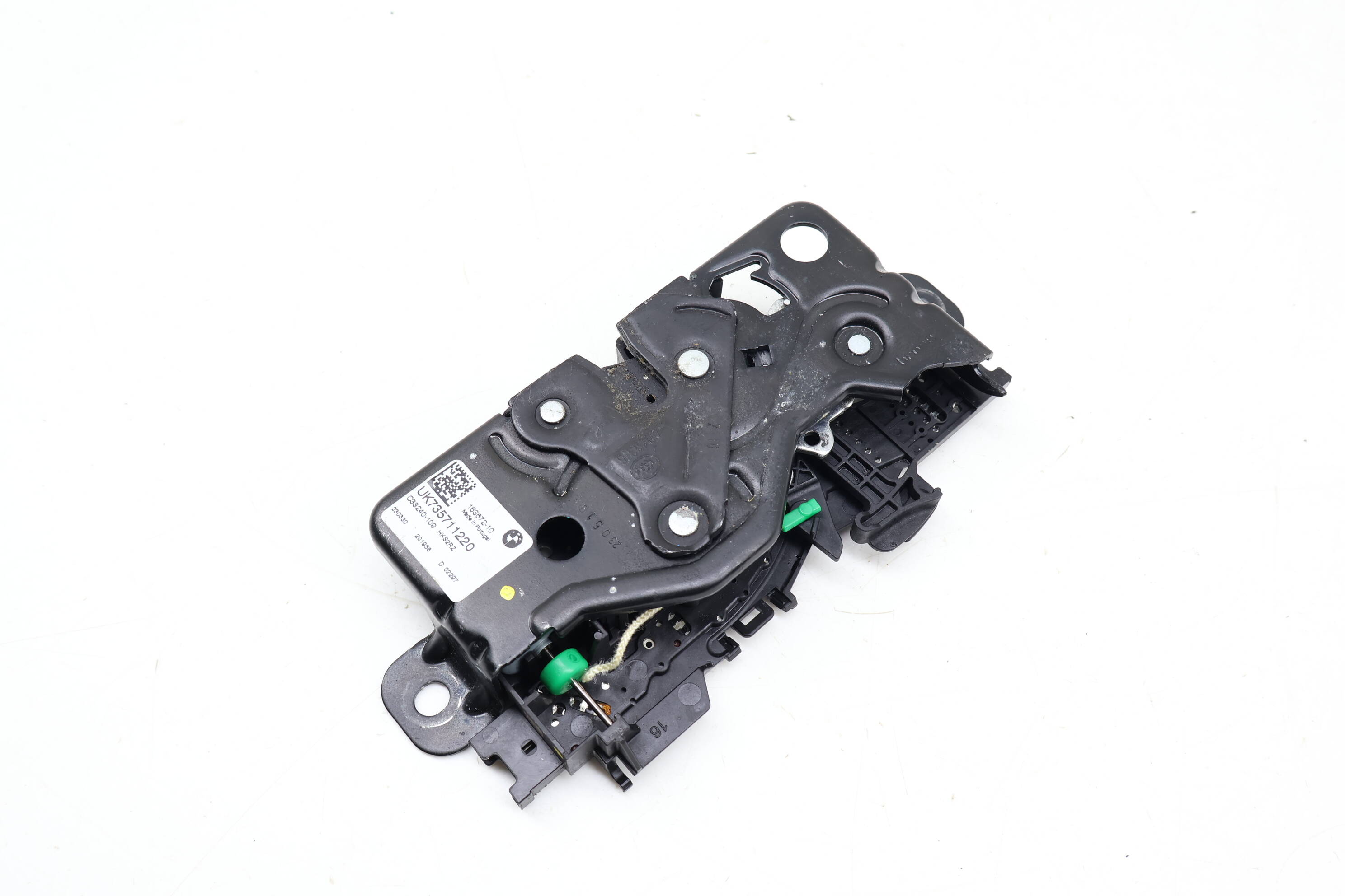 Trunk Hatch Lid Lock / Latch 51247357112