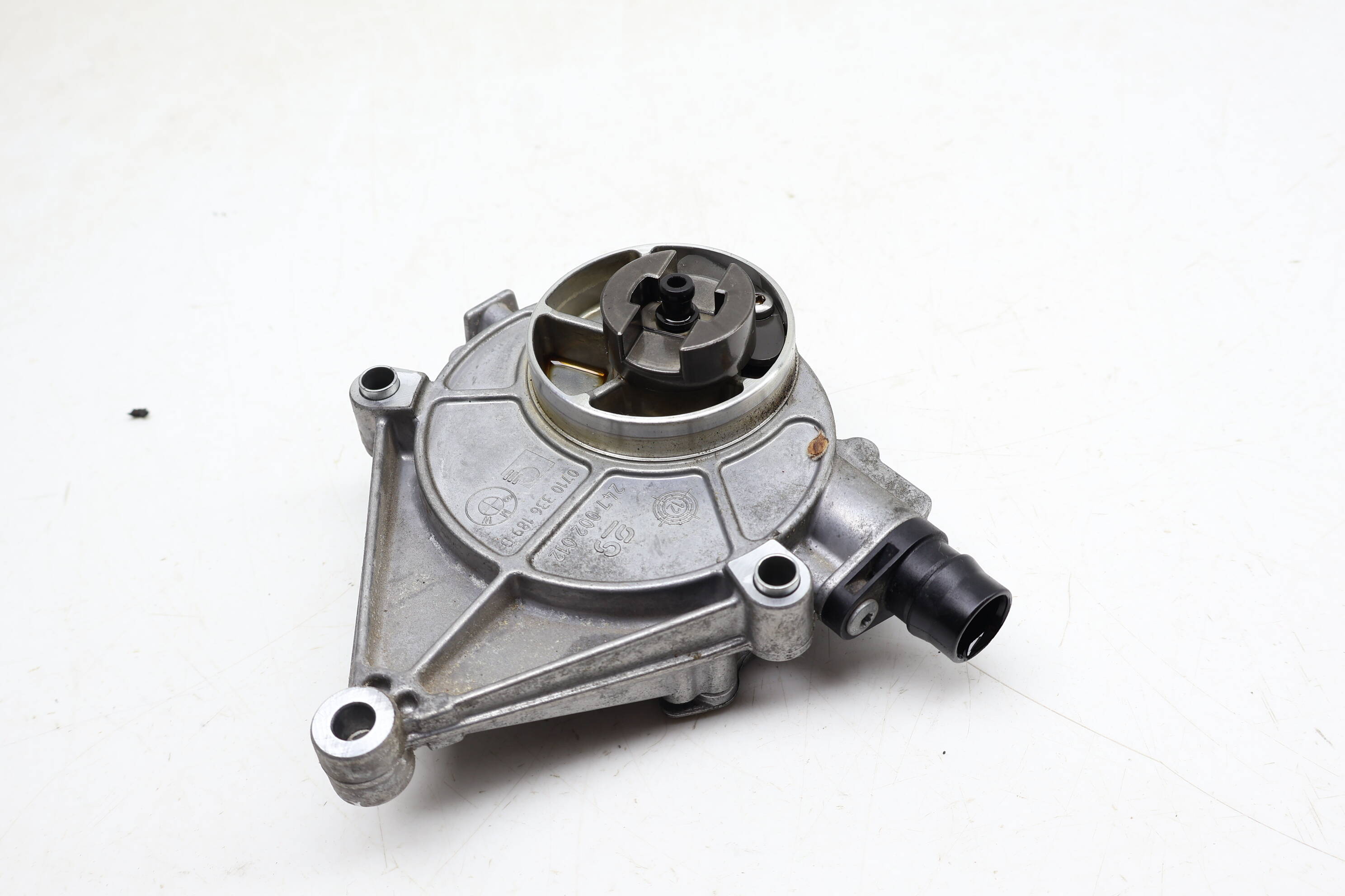 Brake Vacuum Pump 11667622380