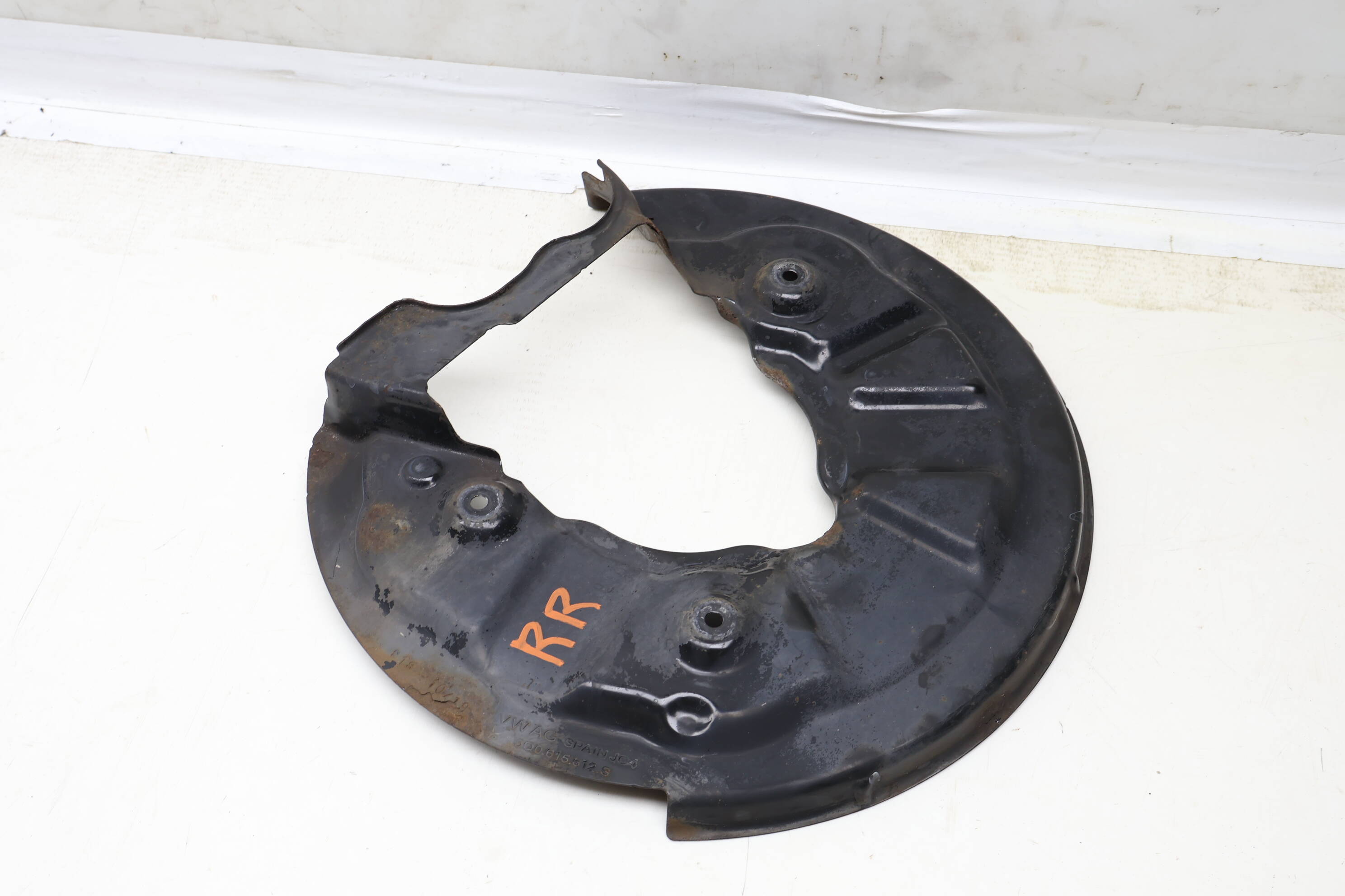 Brake&#x20;Dust&#x20;&#x2F;&#x20;Splash&#x20;Shield&#x20;5Q0615612S