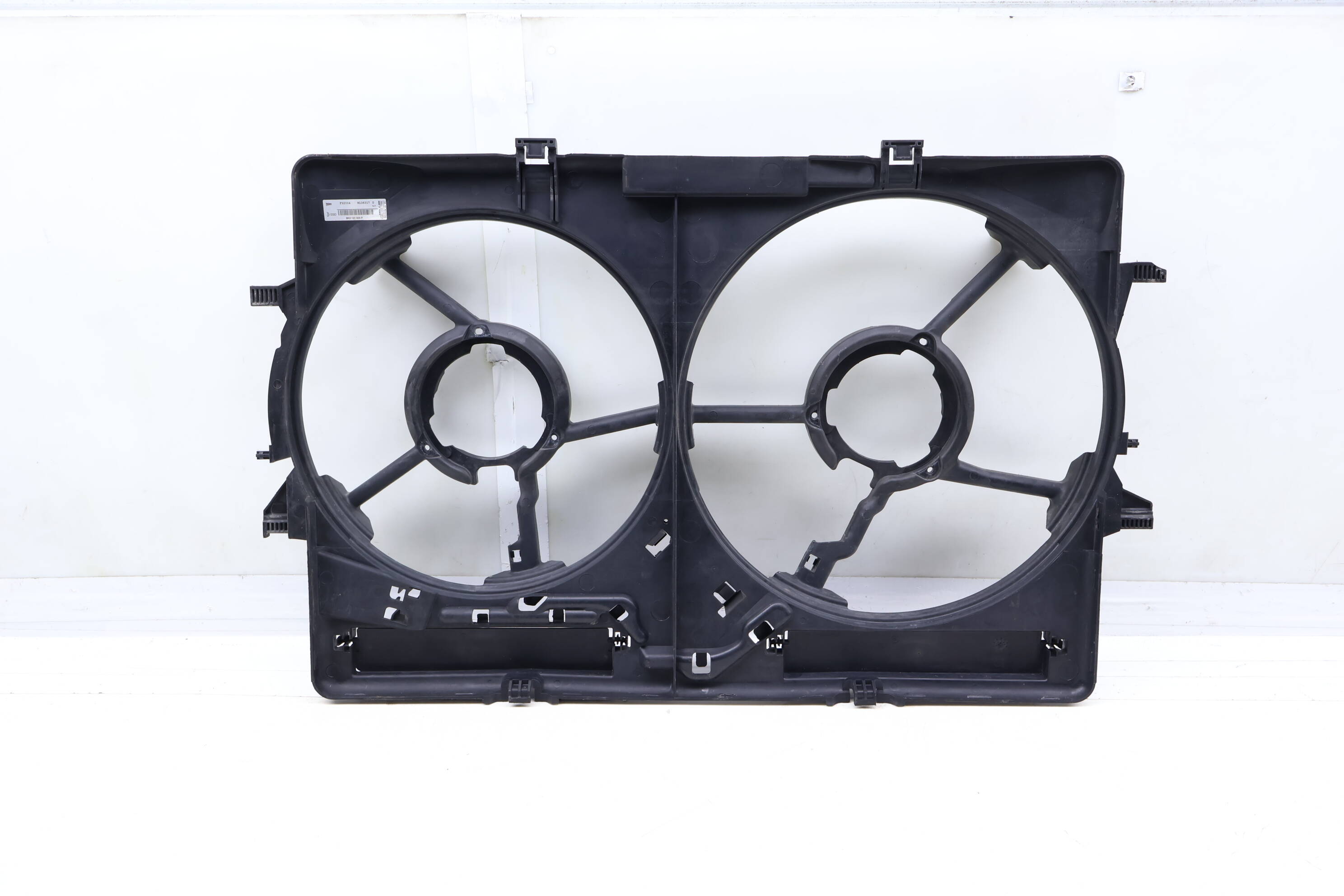 Radiator Electric Cooling Fan Housing / Cowl 8K0121003P