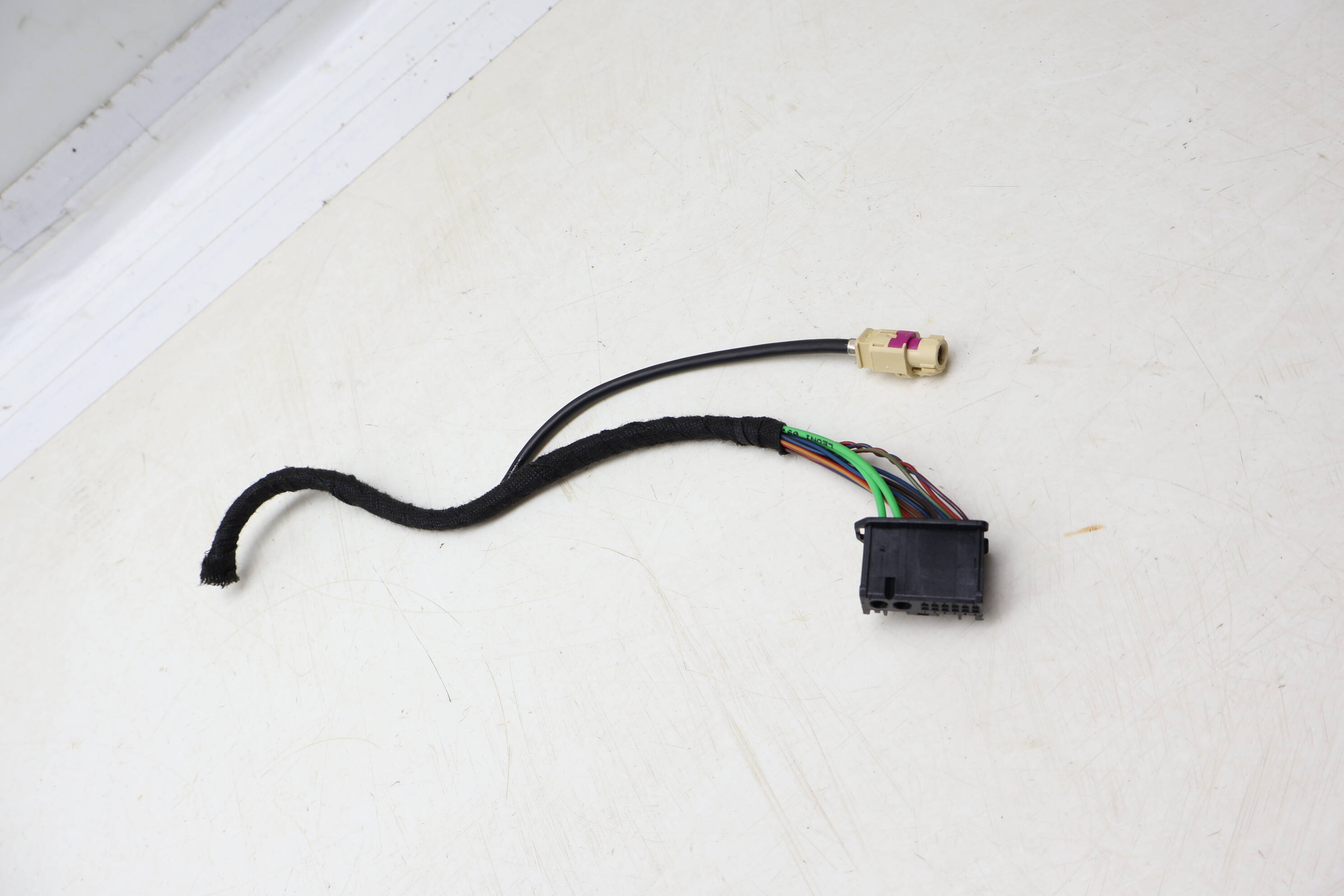 Instrument Cluster Wiring Harness Connector / Pigtail