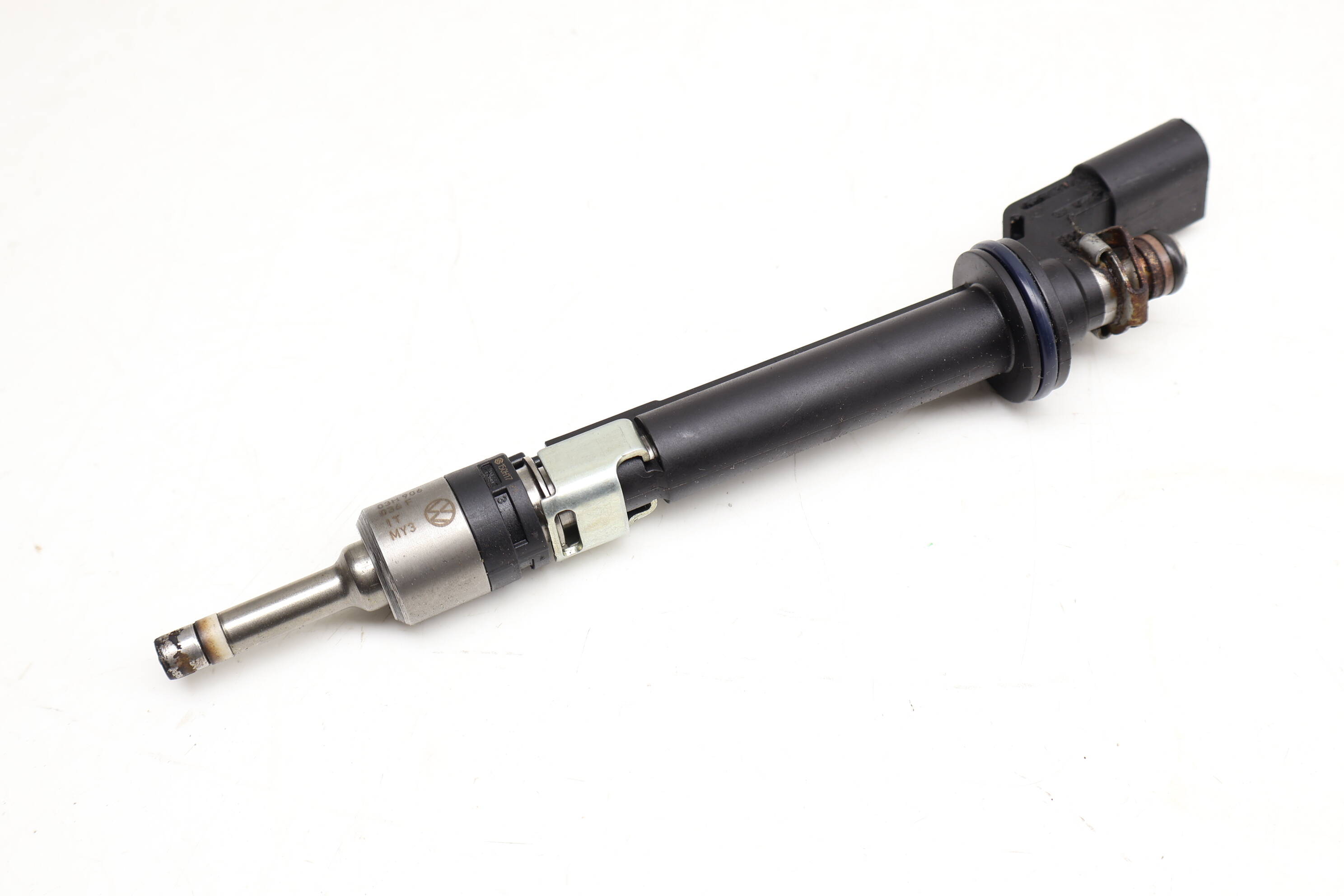 3.6L Upper Fuel Injector 03H906036F