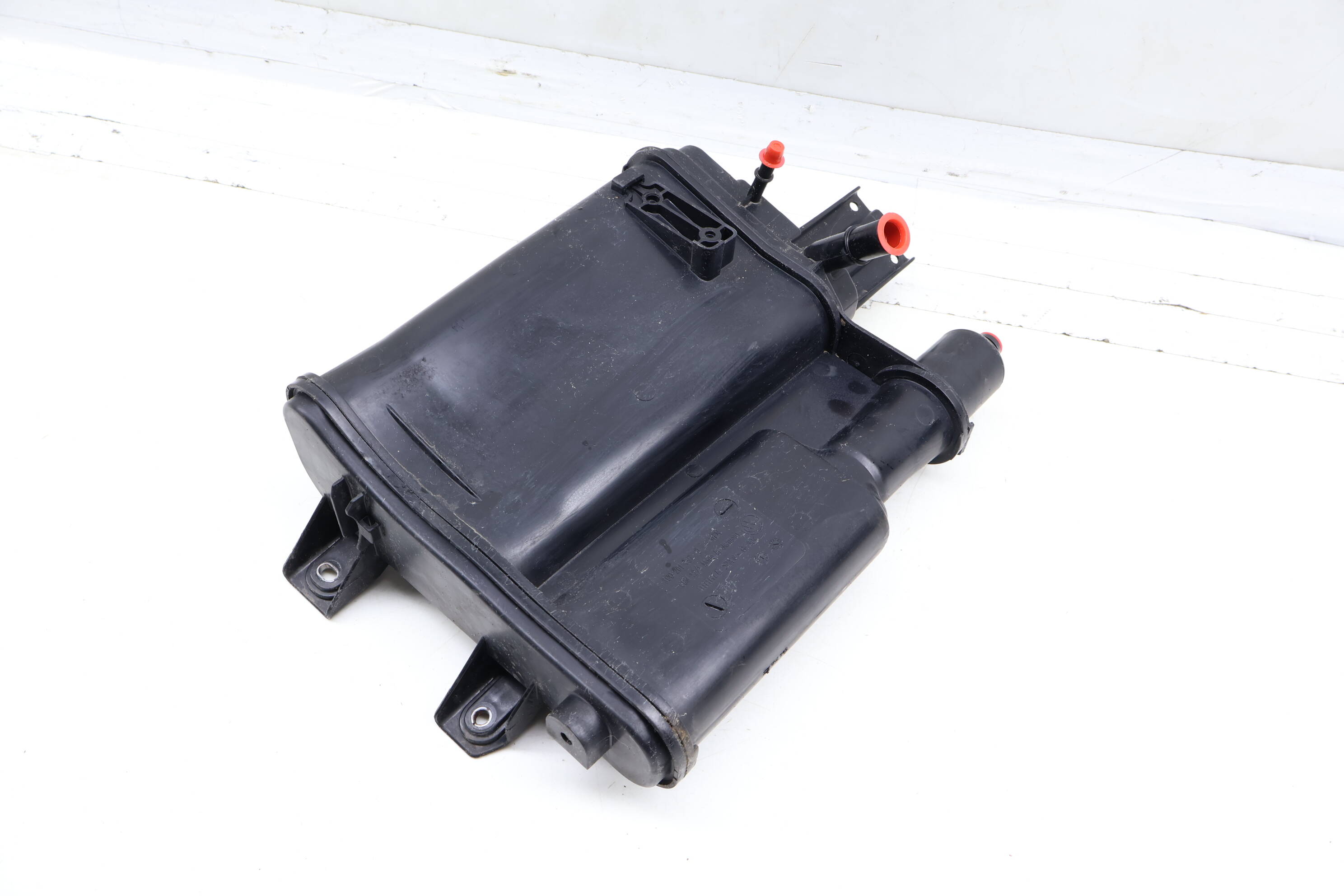 Fuel Evap Charcoal Canister 3C0201797D