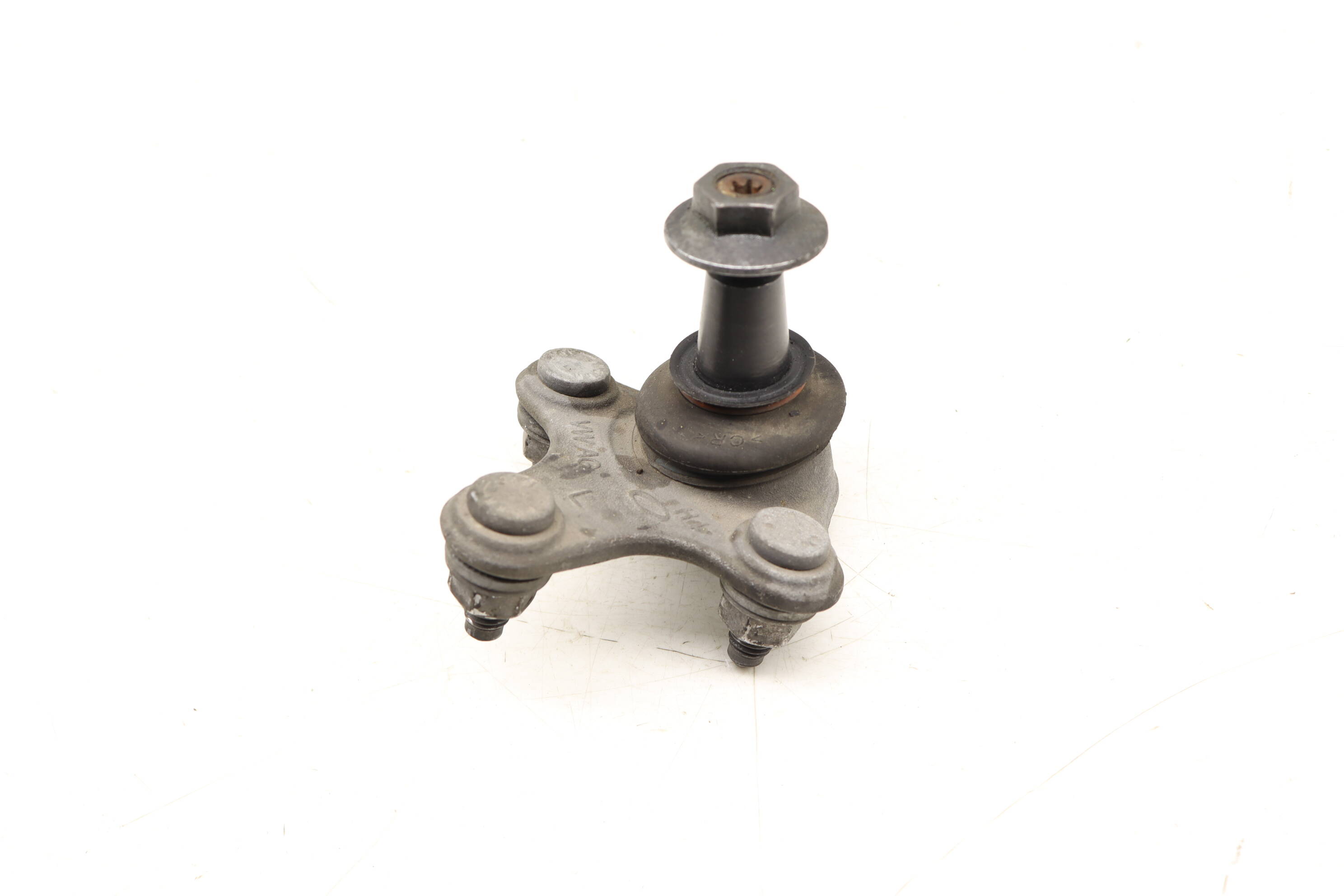 圖32 Amazon.com: AIP Electronics Vehicle Speed Sensor VSS