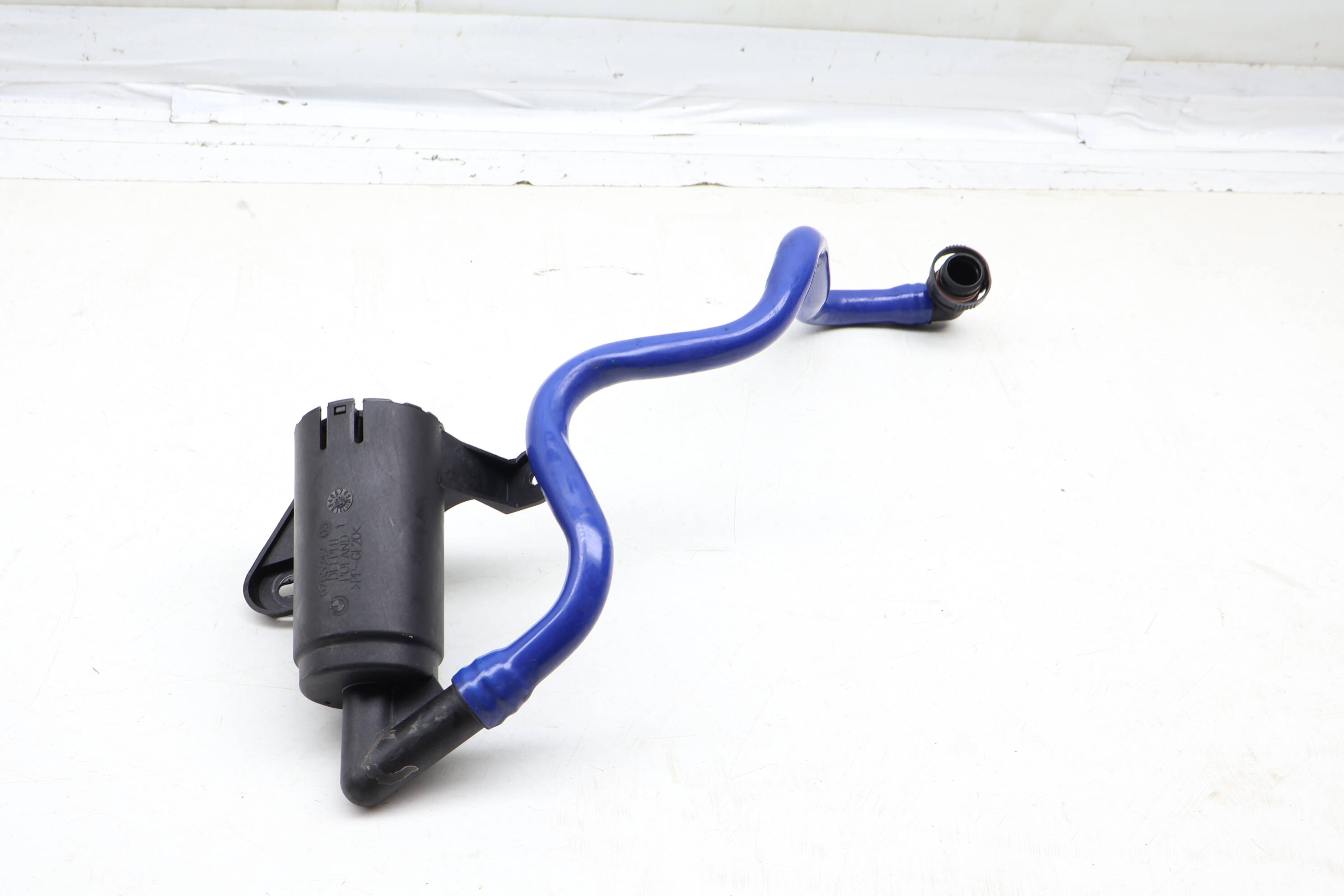 Fuel Vapor Canister Filter / Line 16137173855