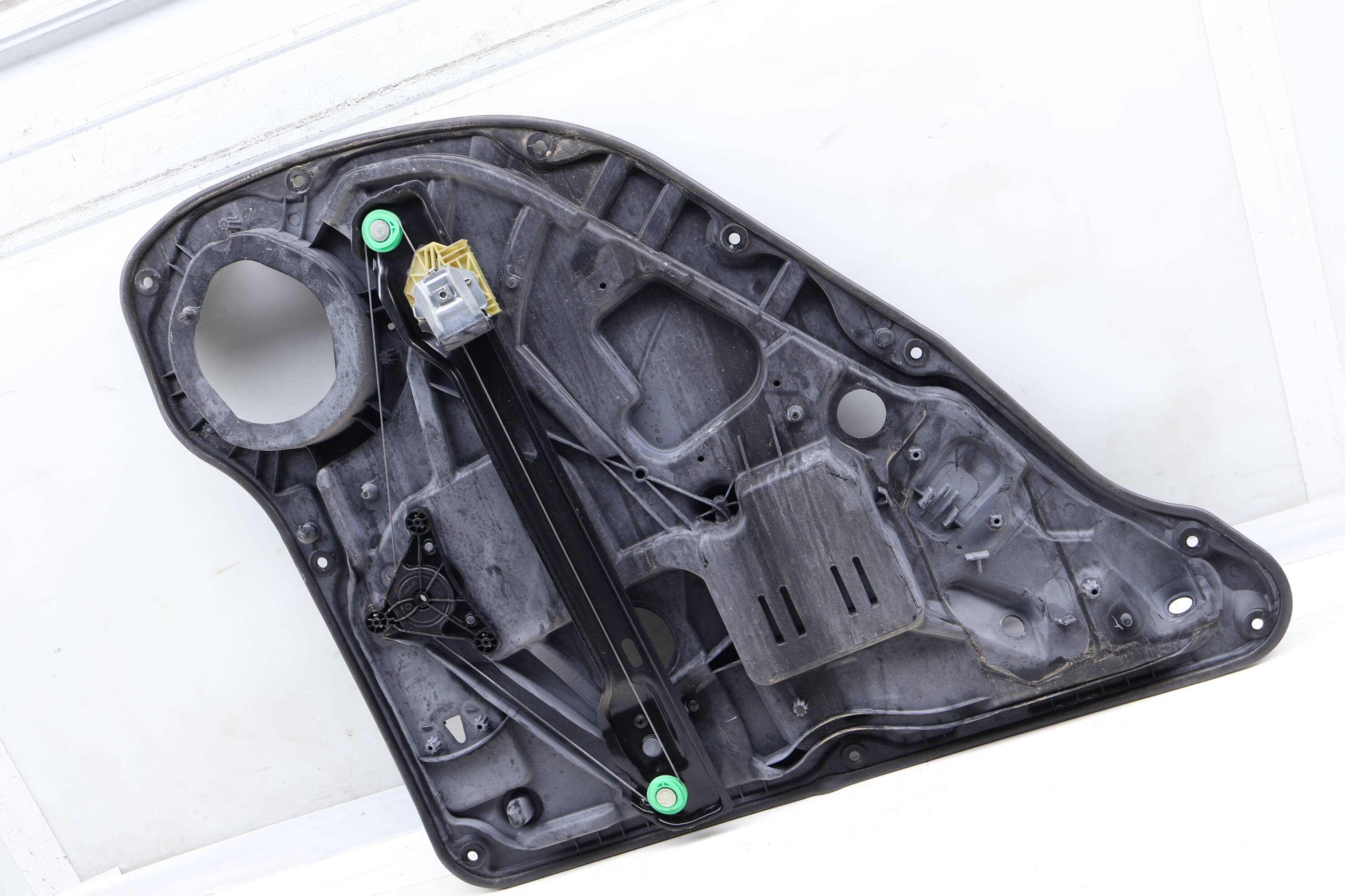 Door Window Regulator W/ Panel 1667300279