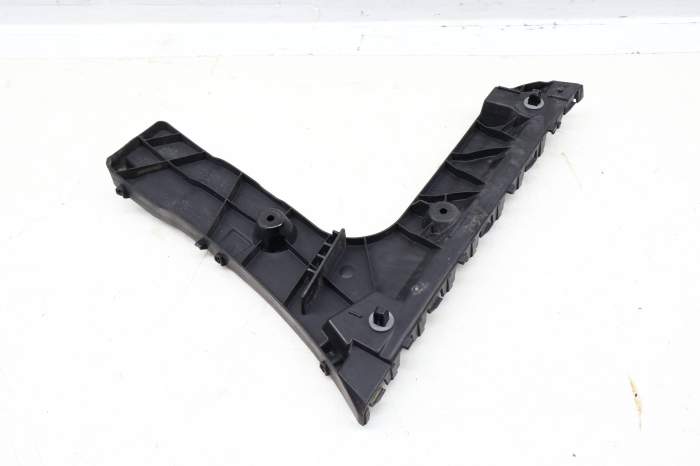 Bumper Guide / Bracket 4G5807453C main product photo