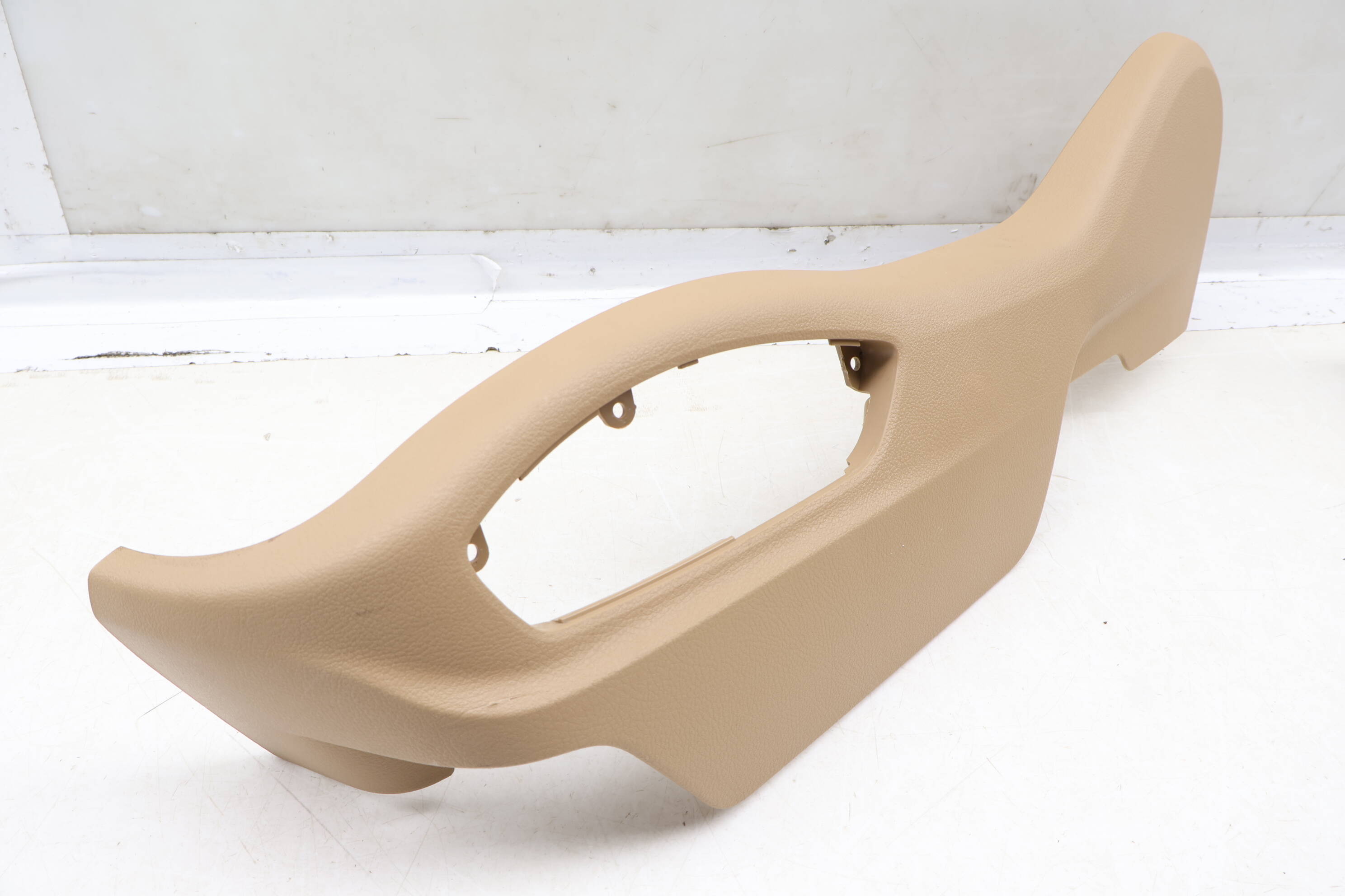 Outer Seat Trim / Panel 7P5881313