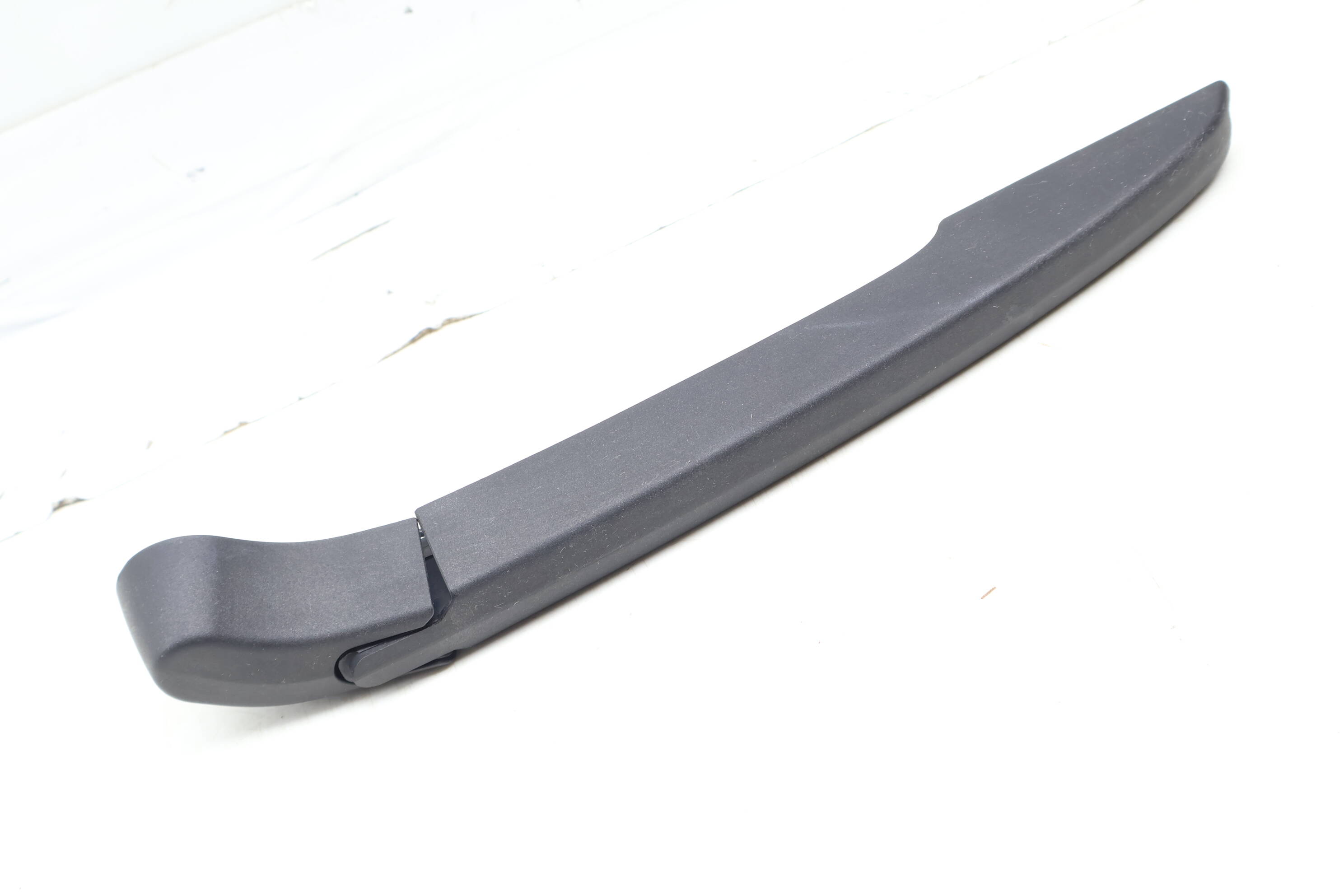 Hatch Window Wiper Arm 61627213242