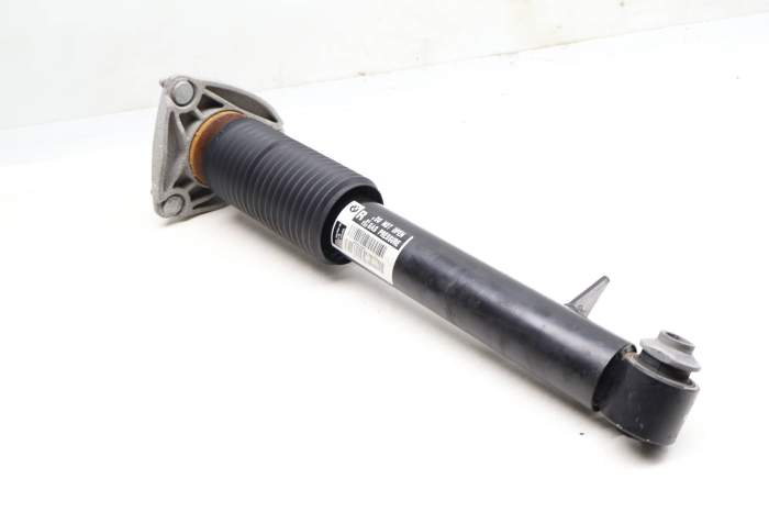 Strut / Shock Absorber 33526867865 main product photo