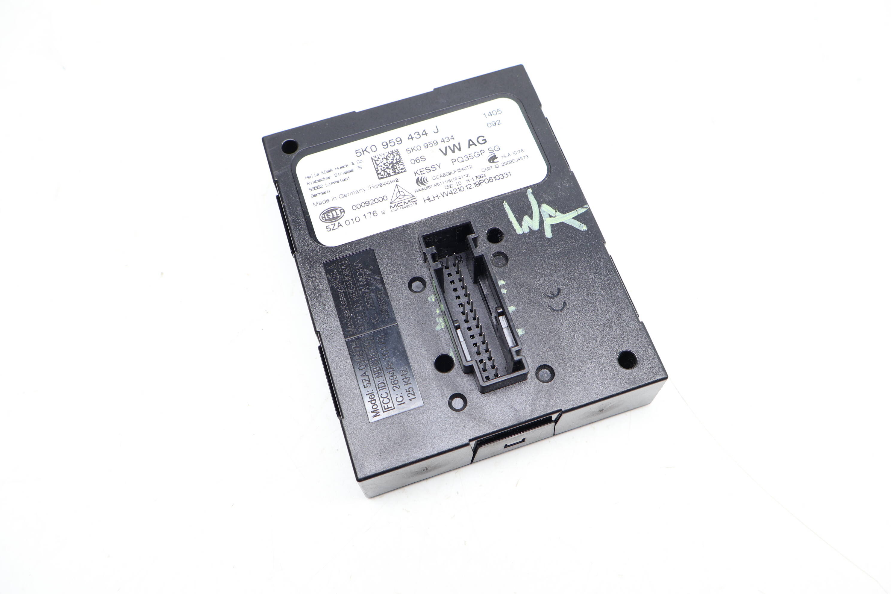 Keyless Entry / Start Authorization / Kessy Module 5K0959434J