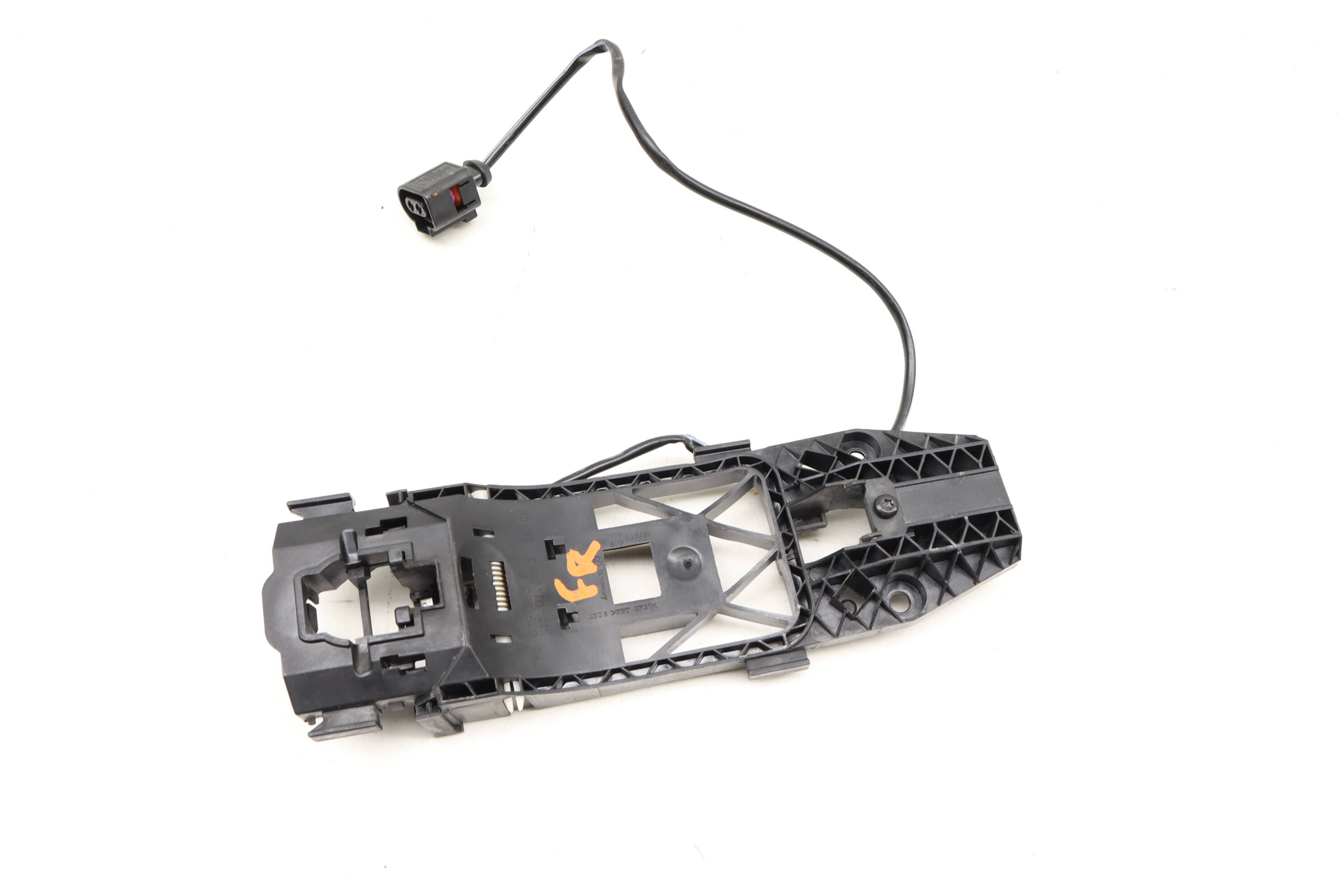 Exterior Door Handle Bracket 7P5839885B 95853288502