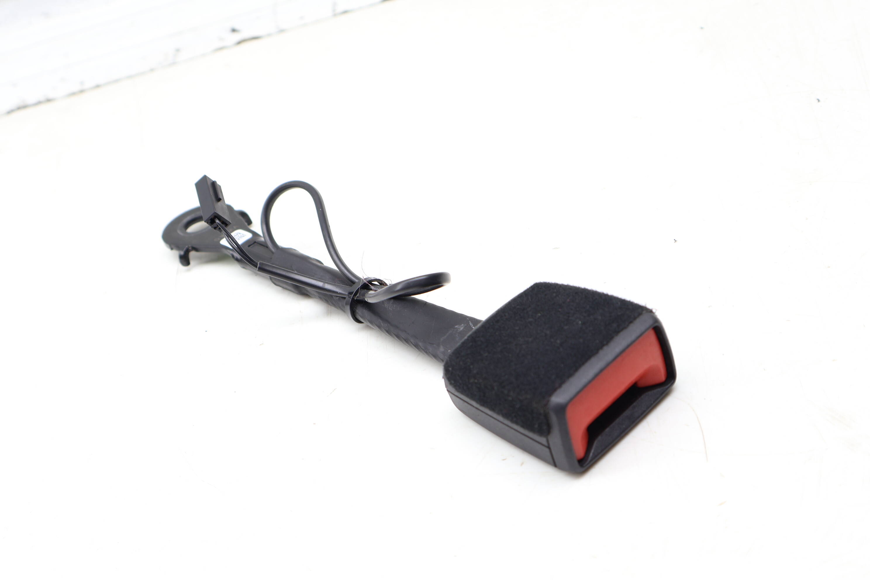 Seat Belt Buckle / Receiver 8Y0857756A