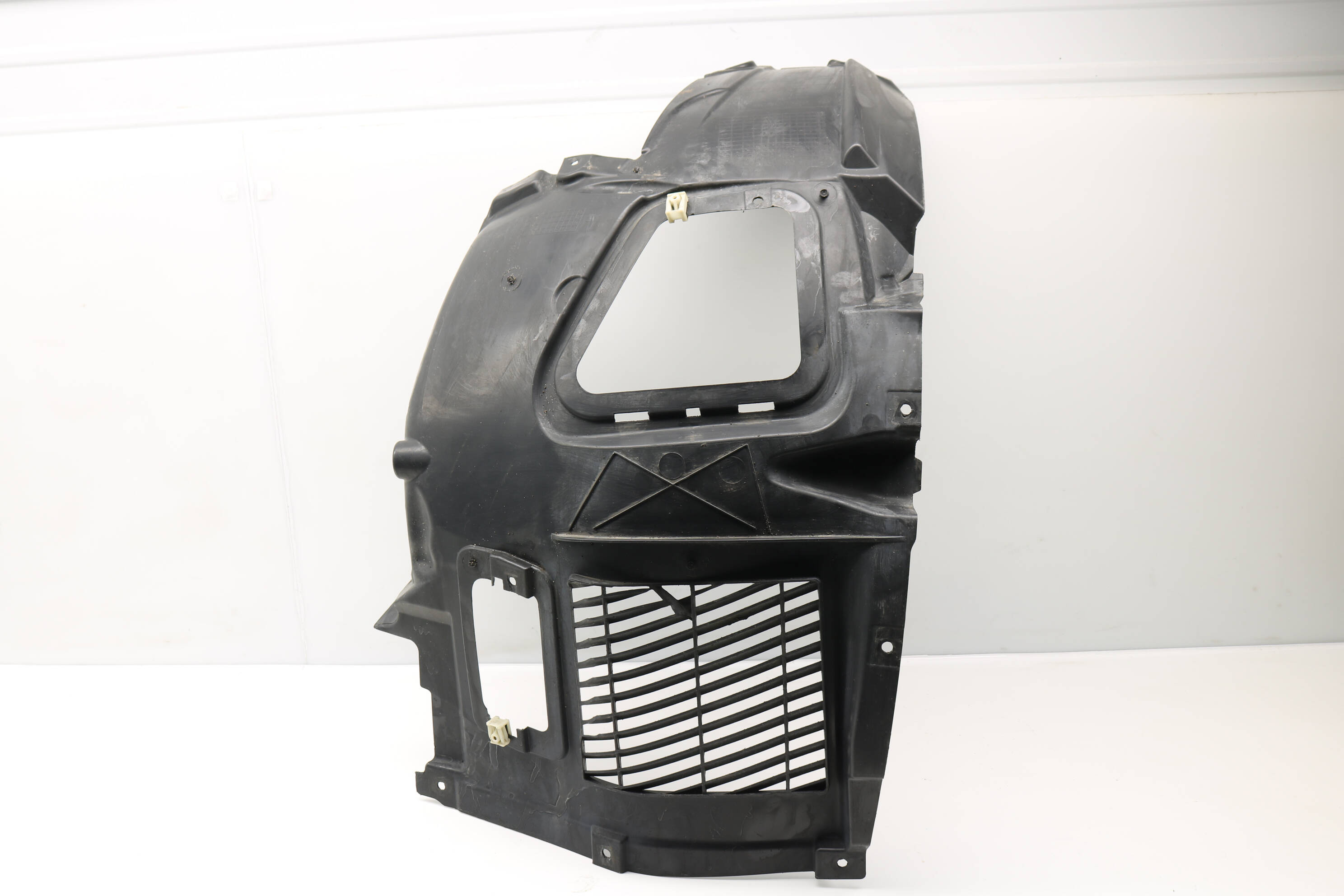 Fender Liner / Wheel Housing Cover (Front) 51717186727