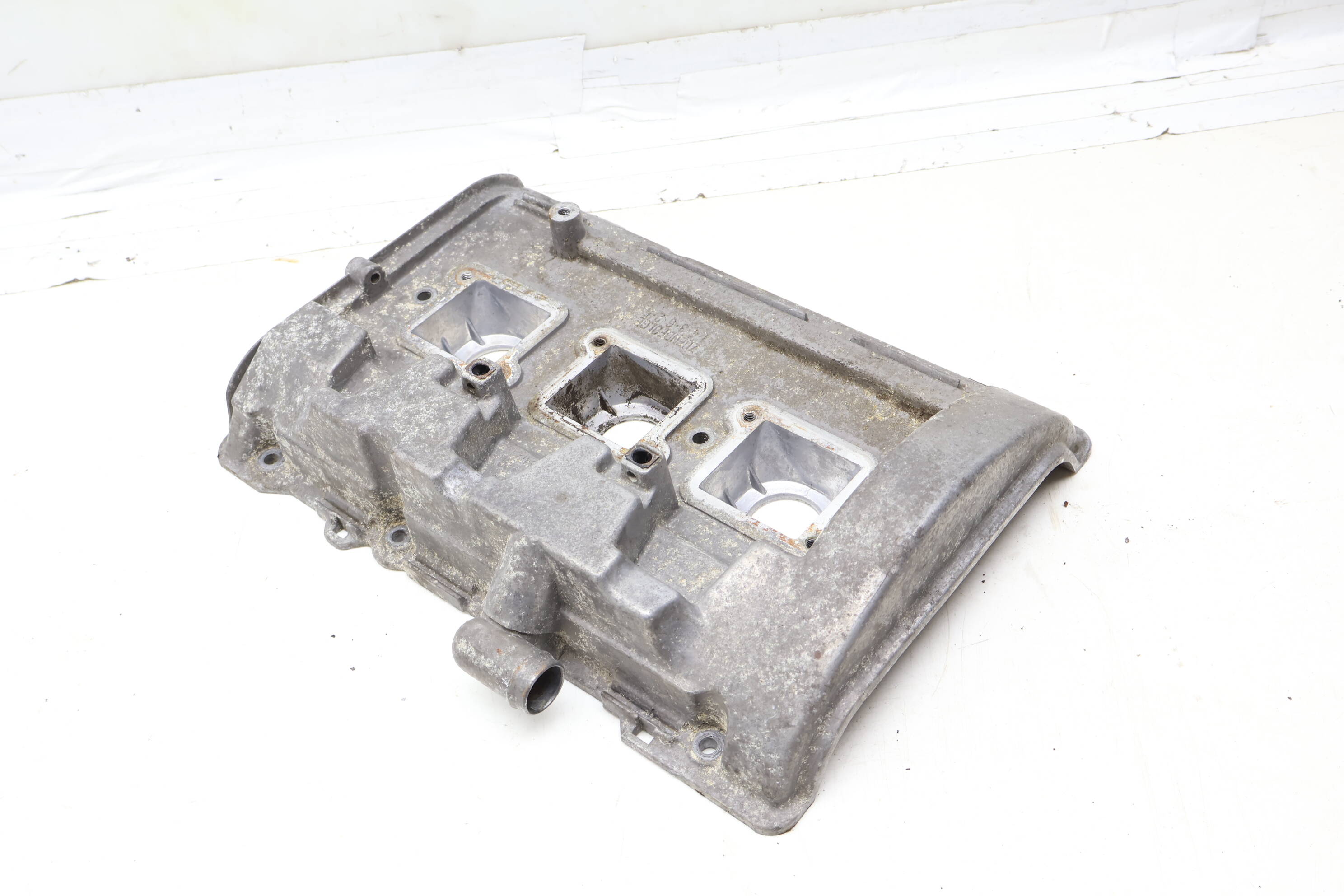 Engine Valve / Cylinder Head Cover 078103472T