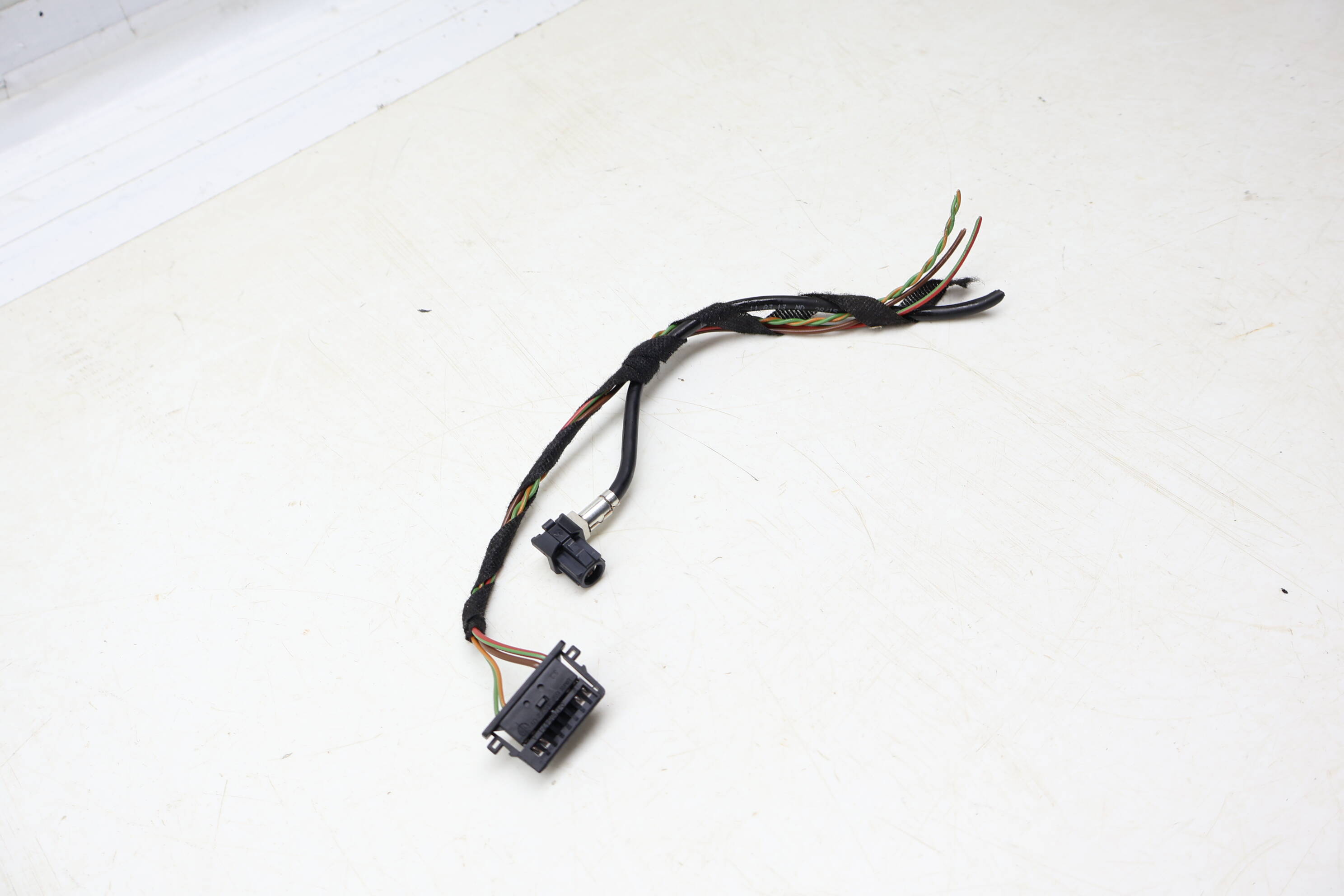 Head / Heads Up Display / Hud Control Unit Wiring Connector / Pigtail