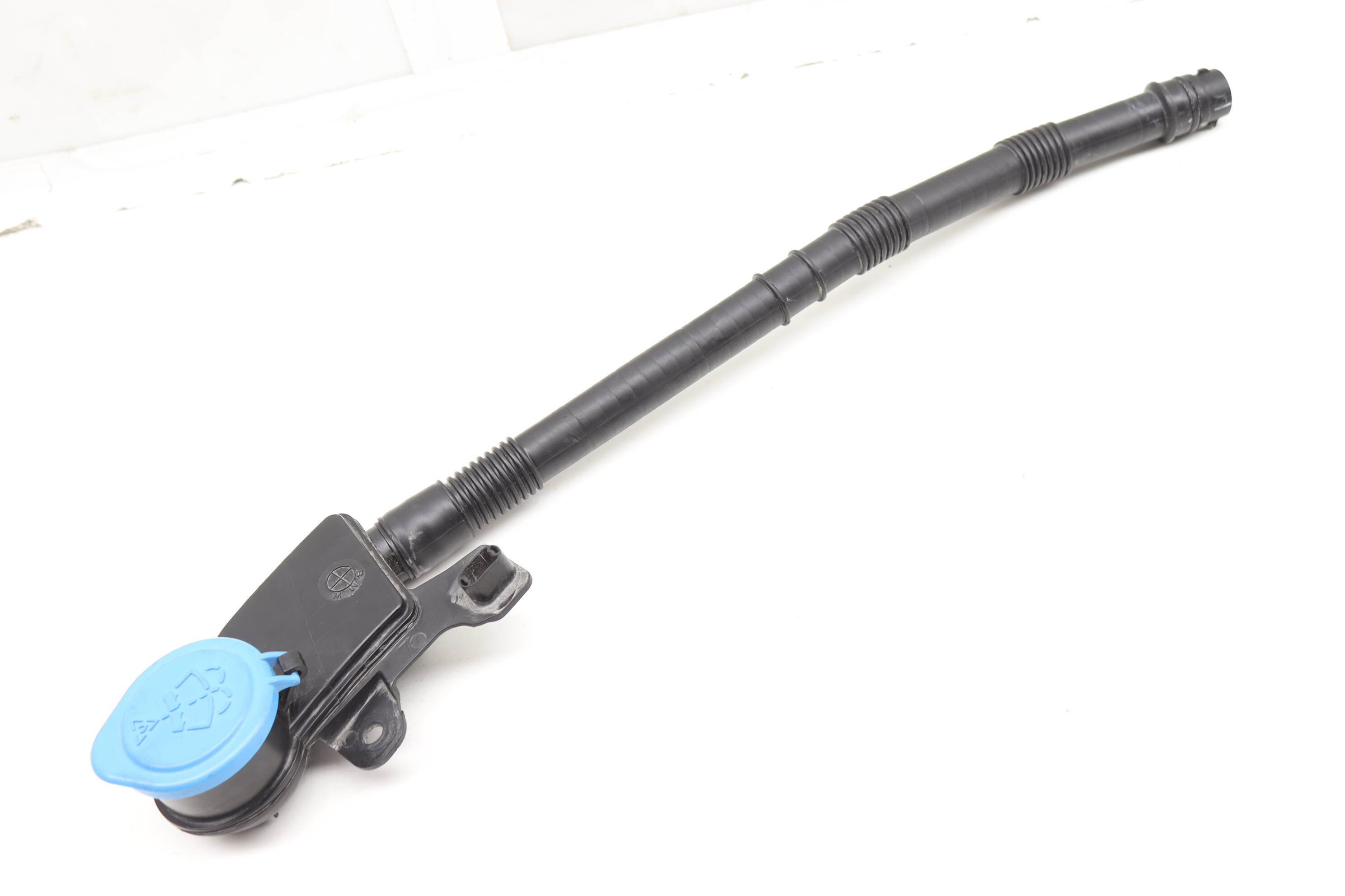 Windshield Washer Reservoir Filler Tube / Neck 61667427883