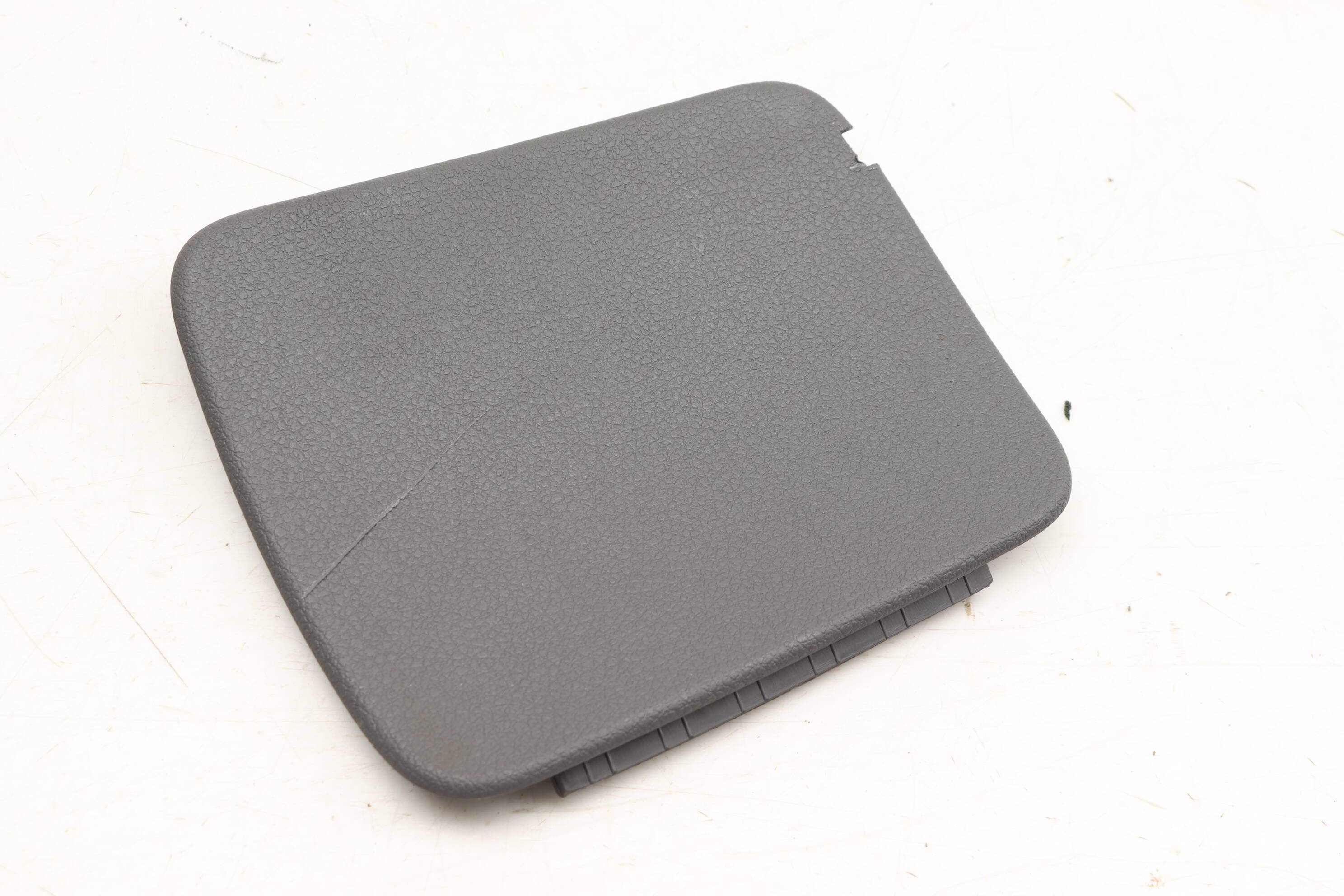 Trunk Hatch Tail Light Cover / Panel 4L0867657