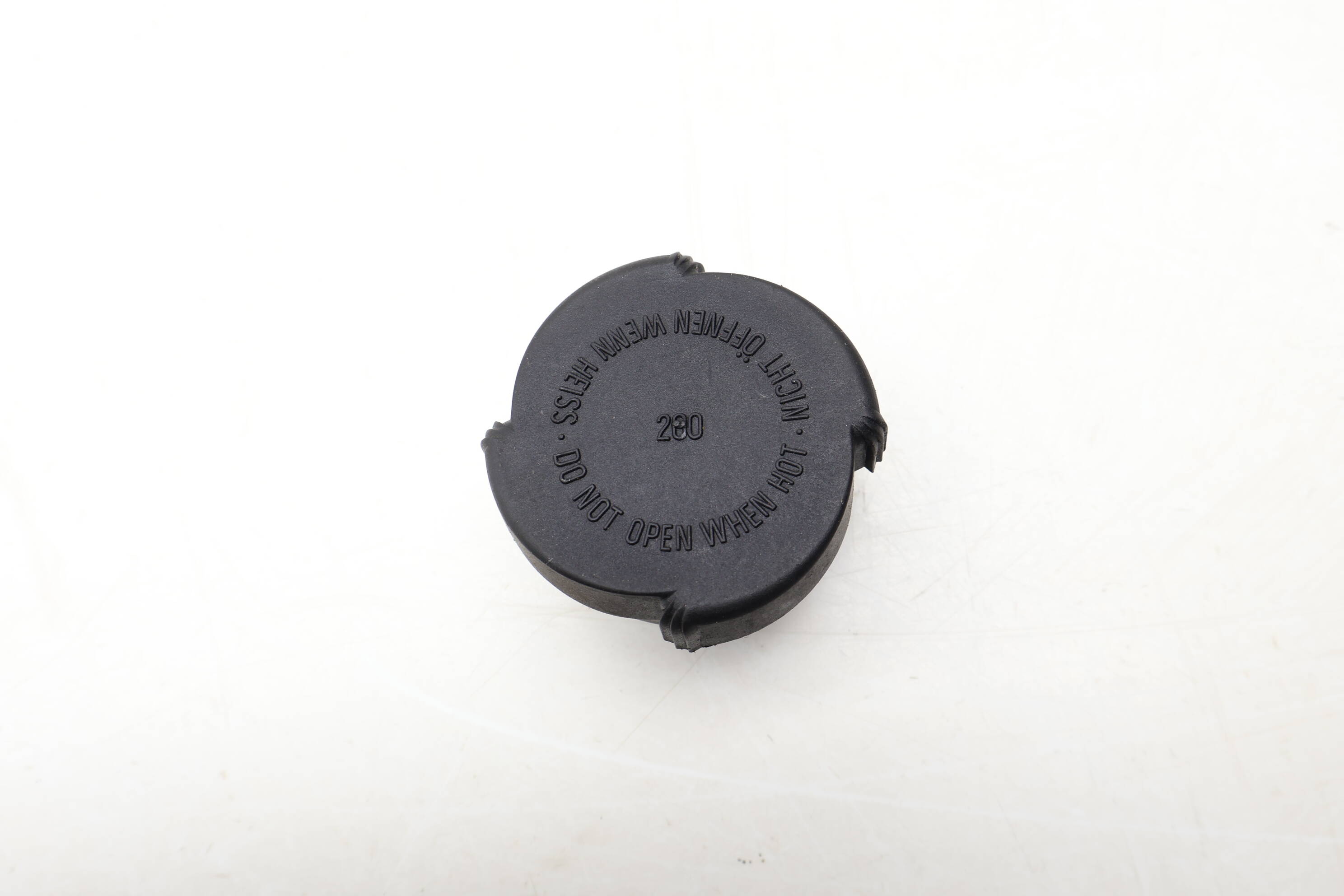 Coolant Reservoir / Bottle / Tank Cap 17117639022