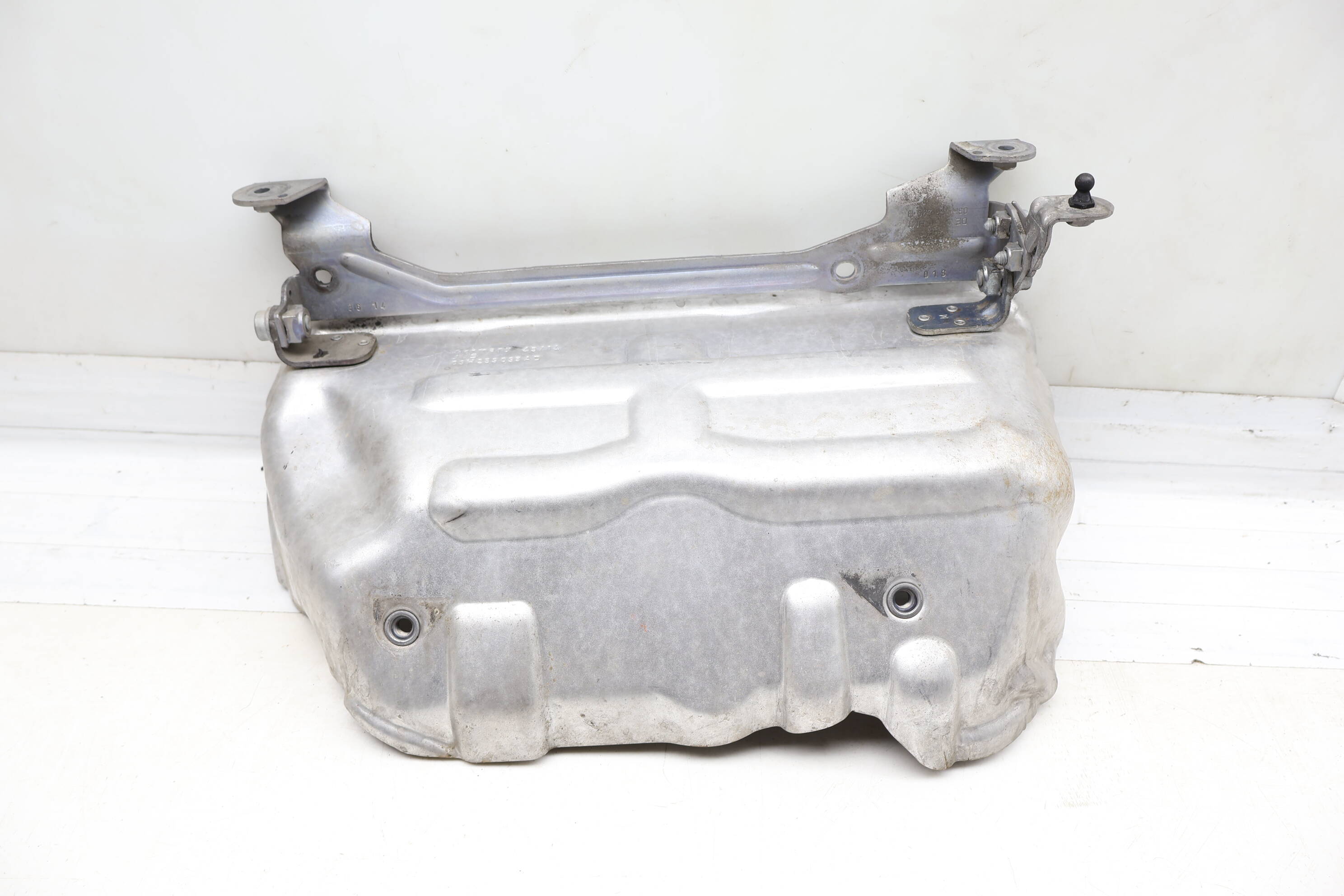 Exhaust Manifold Heat Shield 03H253035AD