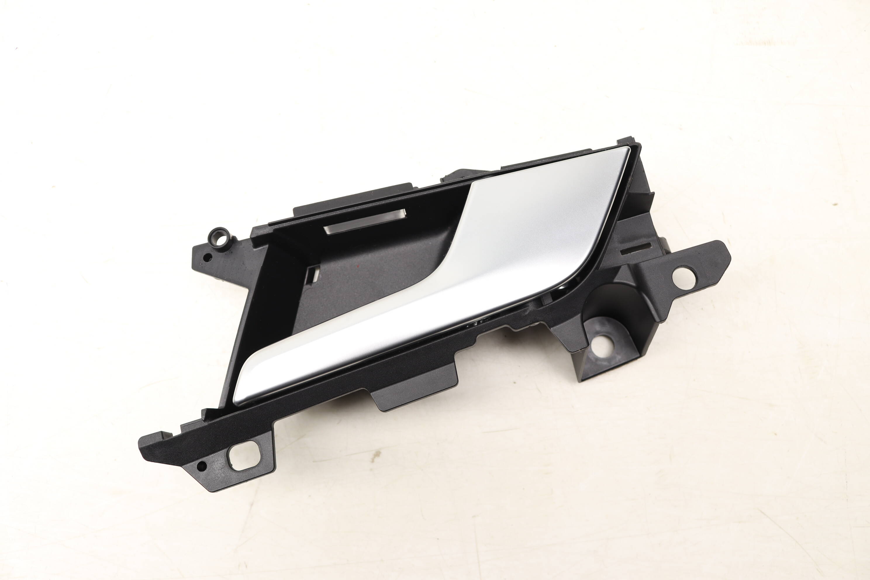 Interior Door Handle / Release 8W0839020A