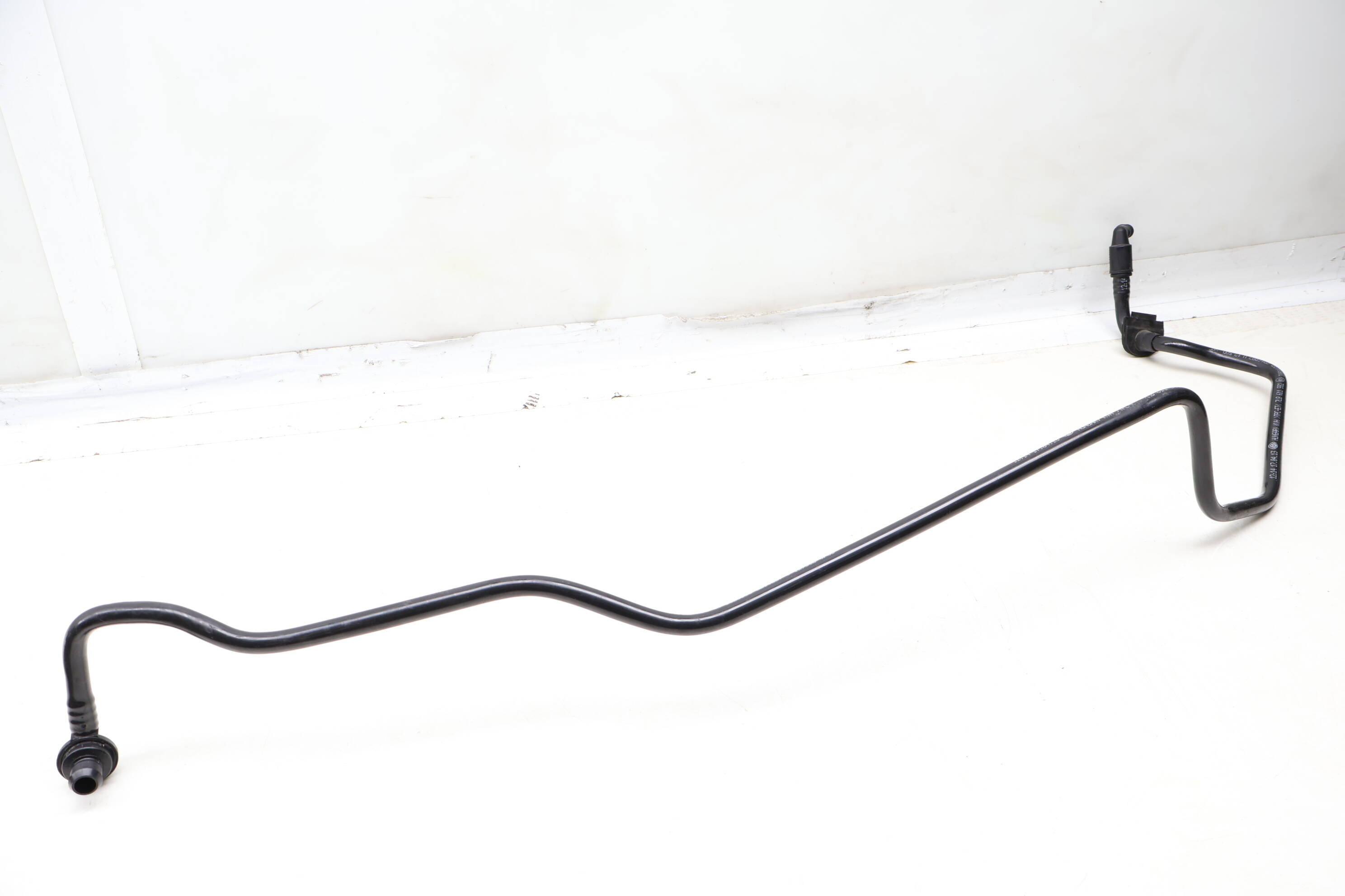 Brake Booster Vacuum Hose / Pipe 7L8611932