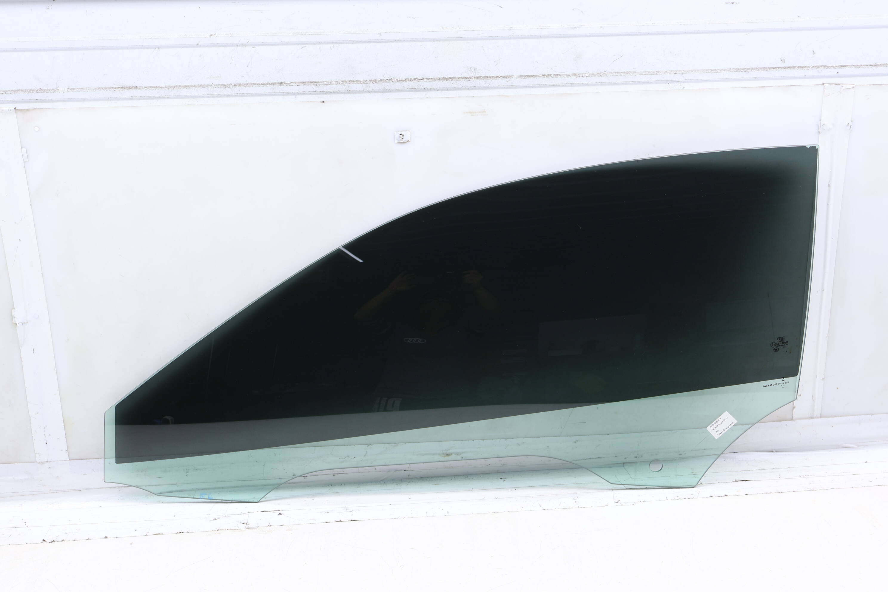 Door Window Glass 8W6845201