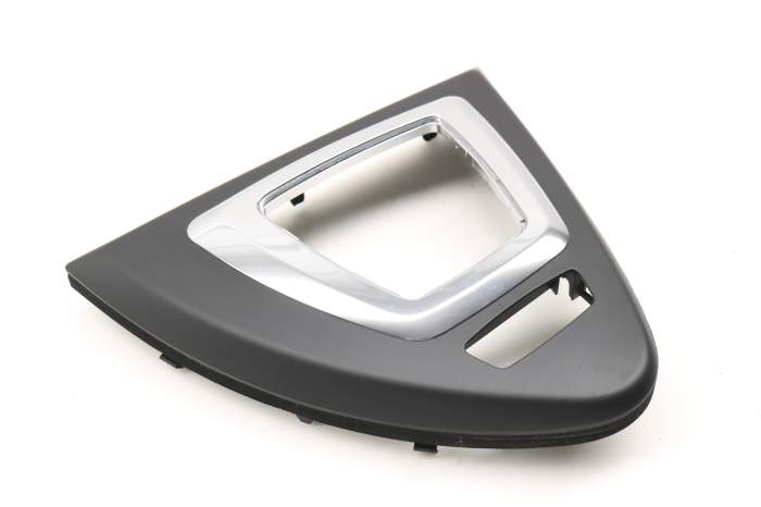 Automatic Shift Selector Cover / Trim 51169115945 main product photo