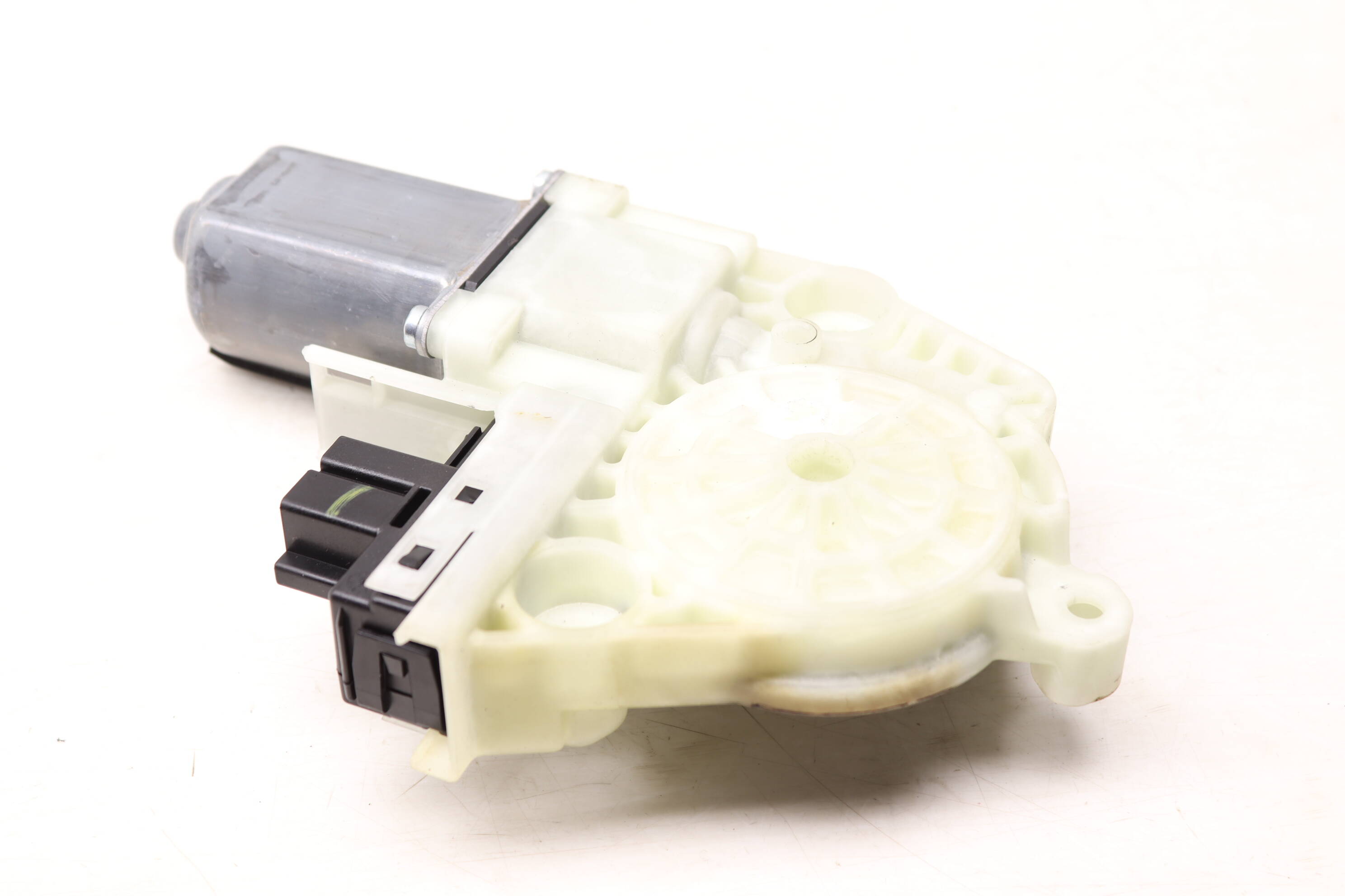 Window Motor 97062410201