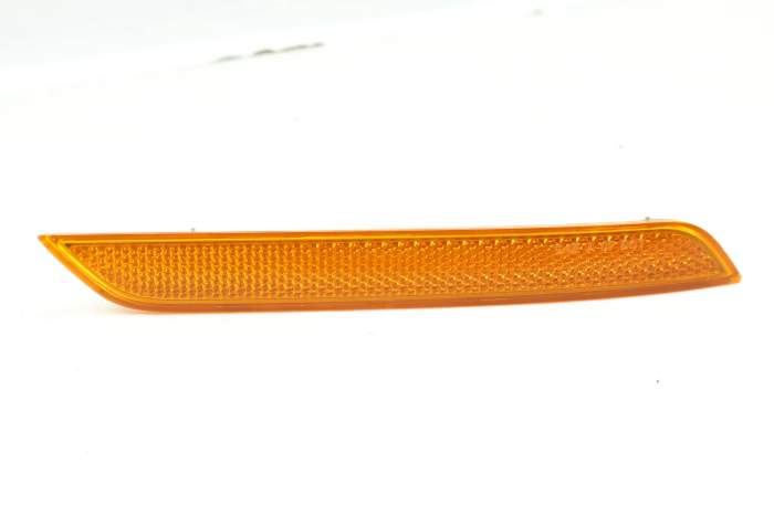 Bumper Reflector 63147179992 main product photo