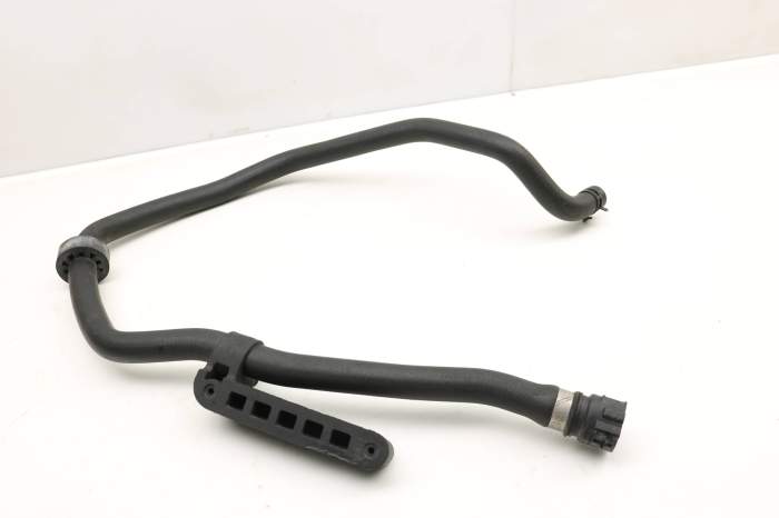 Heater Core Coolant Hose / Line 64216909241 main product photo