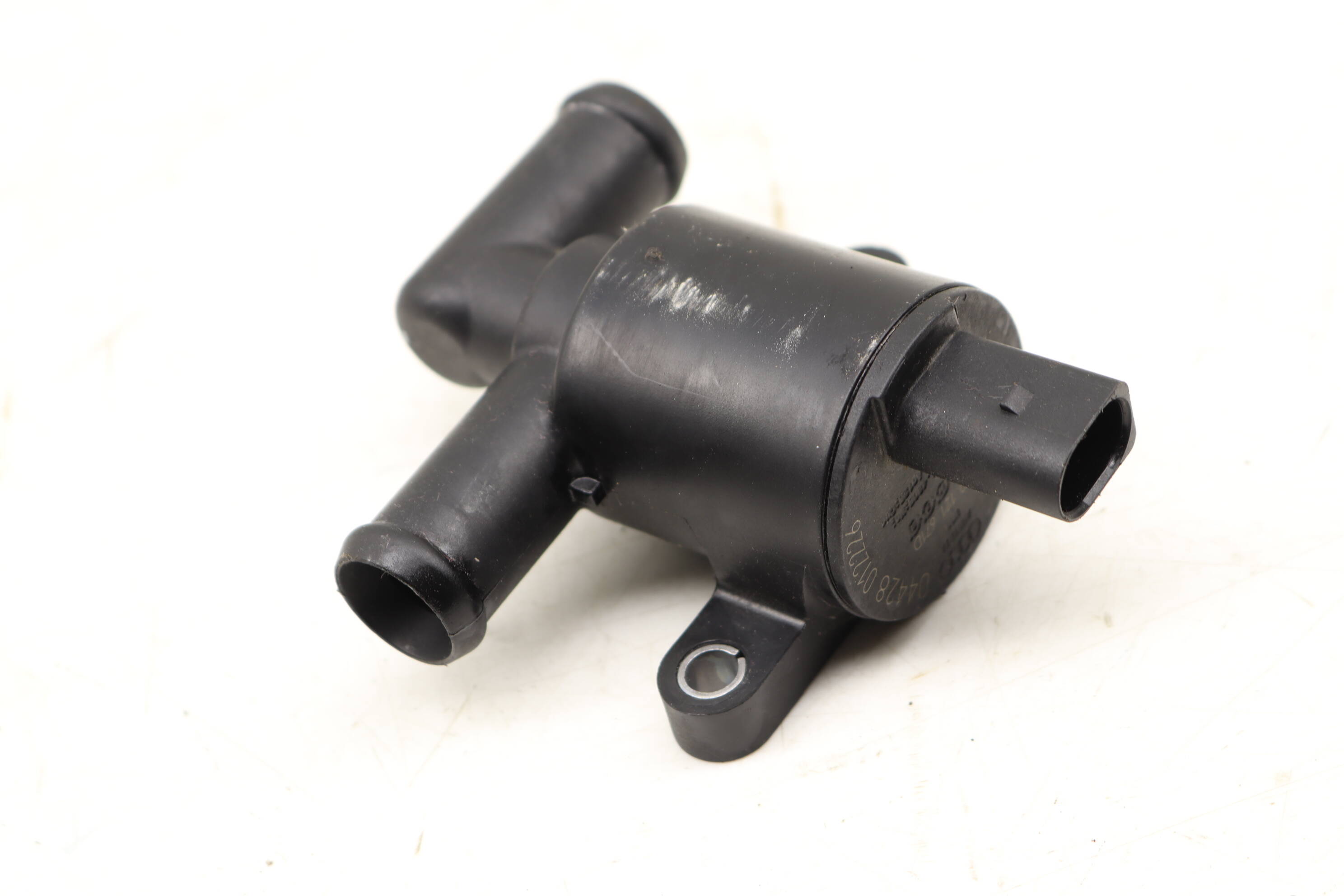 Heater Control Valve Unit 4H0121671D