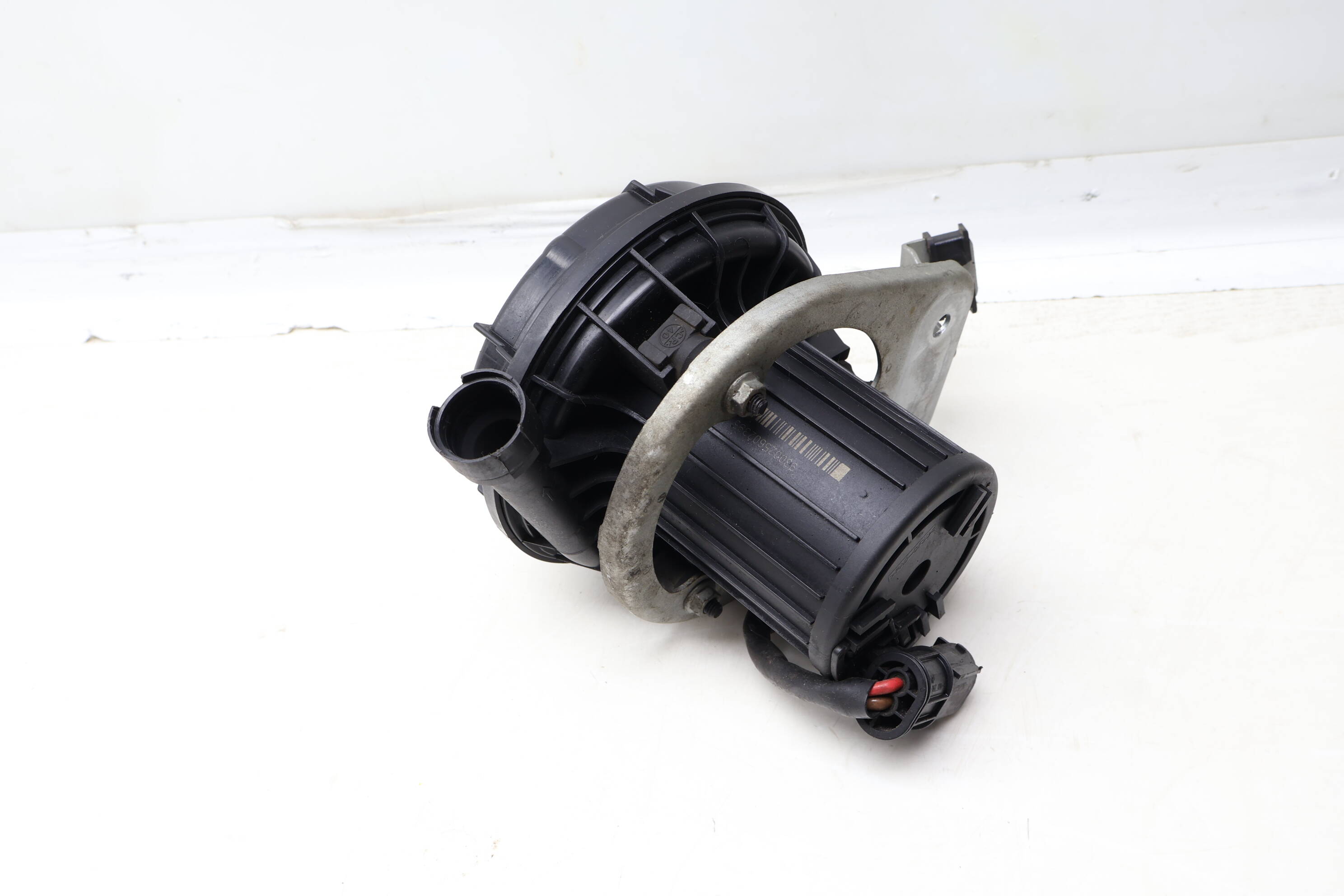 Secondary&#x20;Air&#x20;Pump&#x20;11727506210