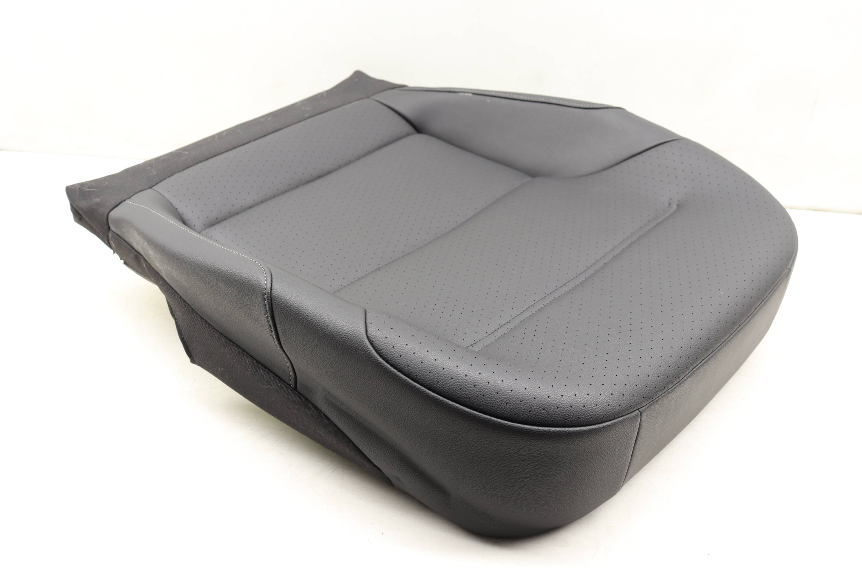 Lower Seat Bottom Cushion 5GM881406T