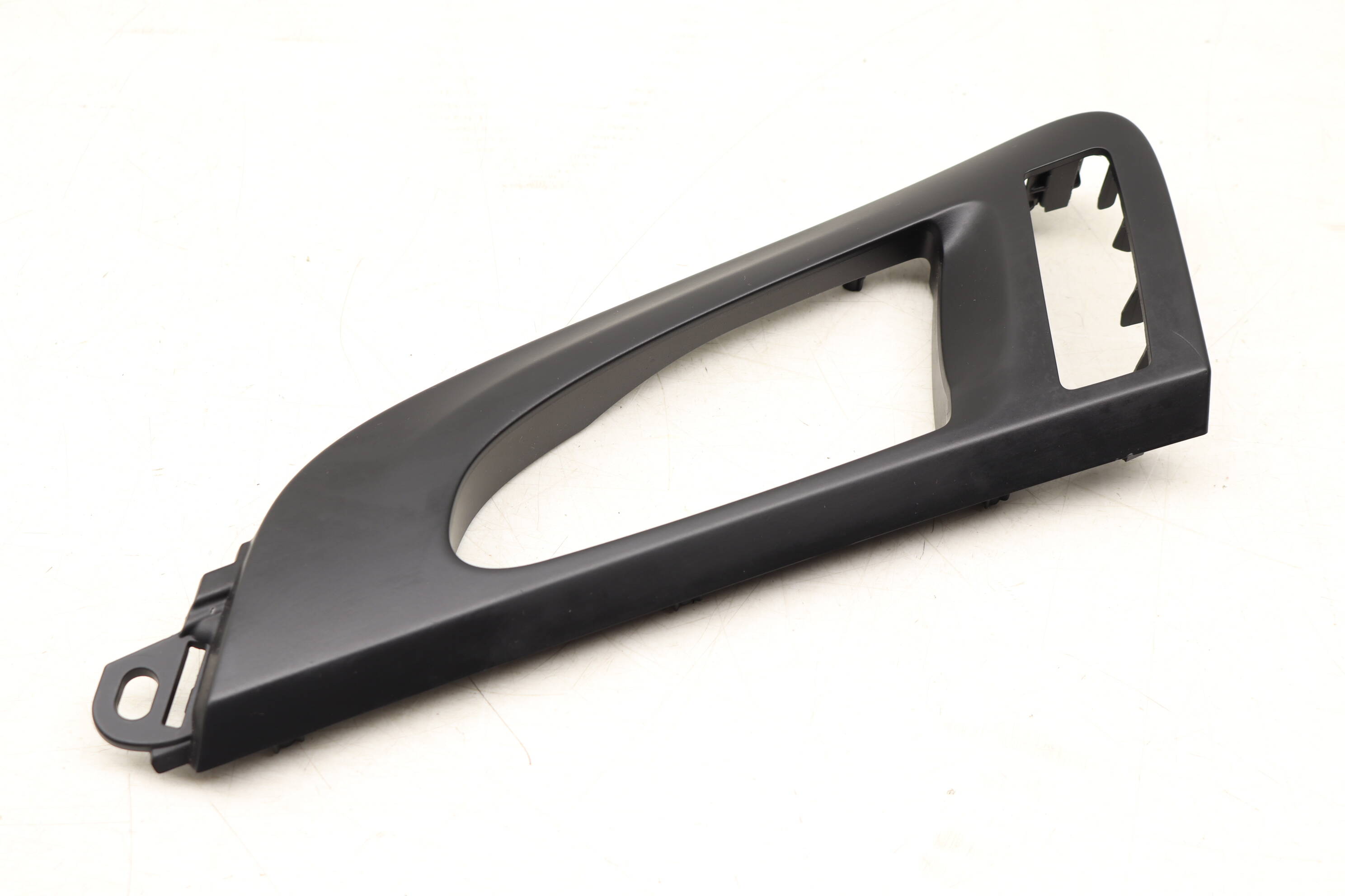 Interior Door Handle Trim 7P5837247A 95855524701