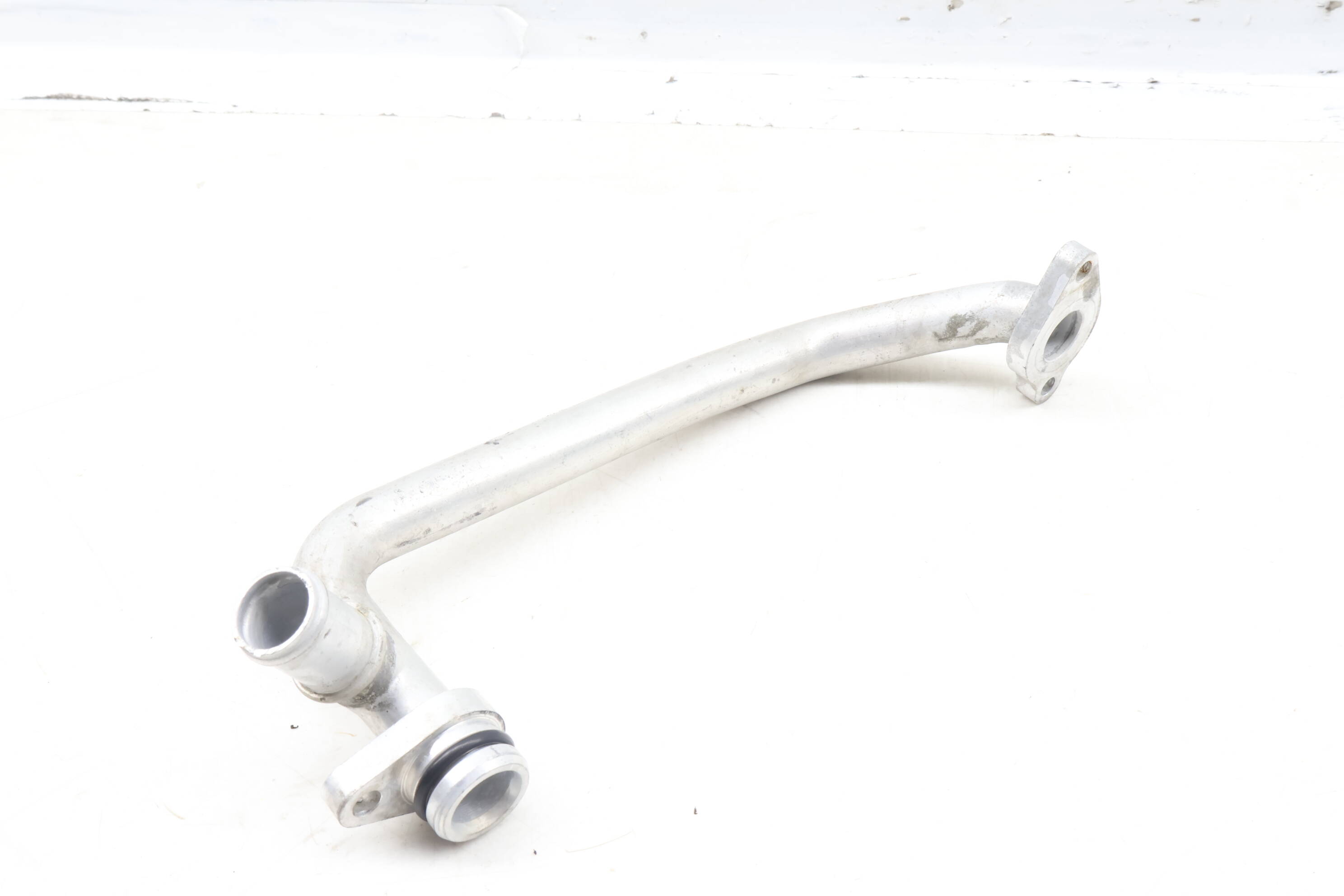 Coolant Tube / Line / Pipe 06M121071E