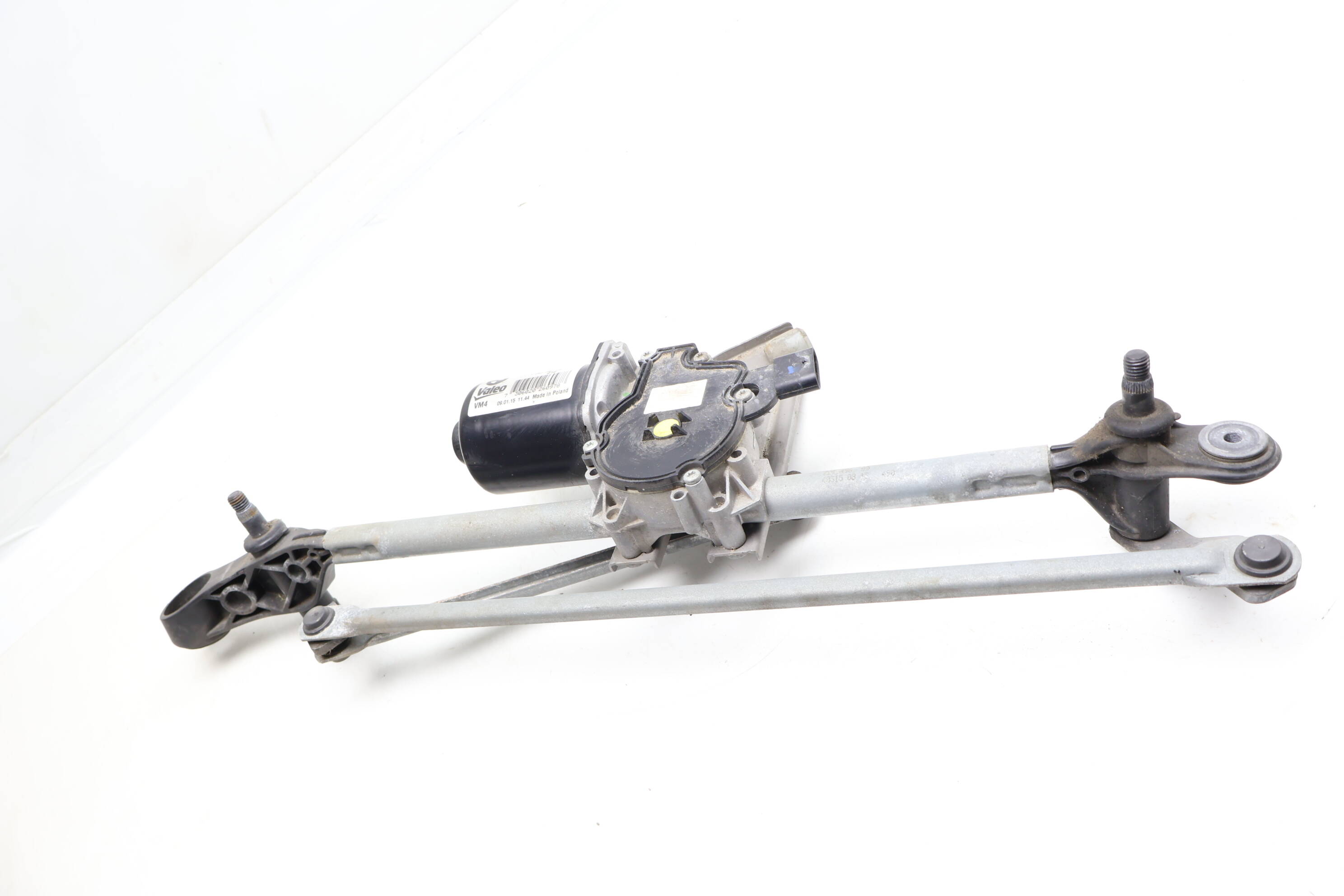 Windshield Wiper Transmission W/ Motor 61617260488