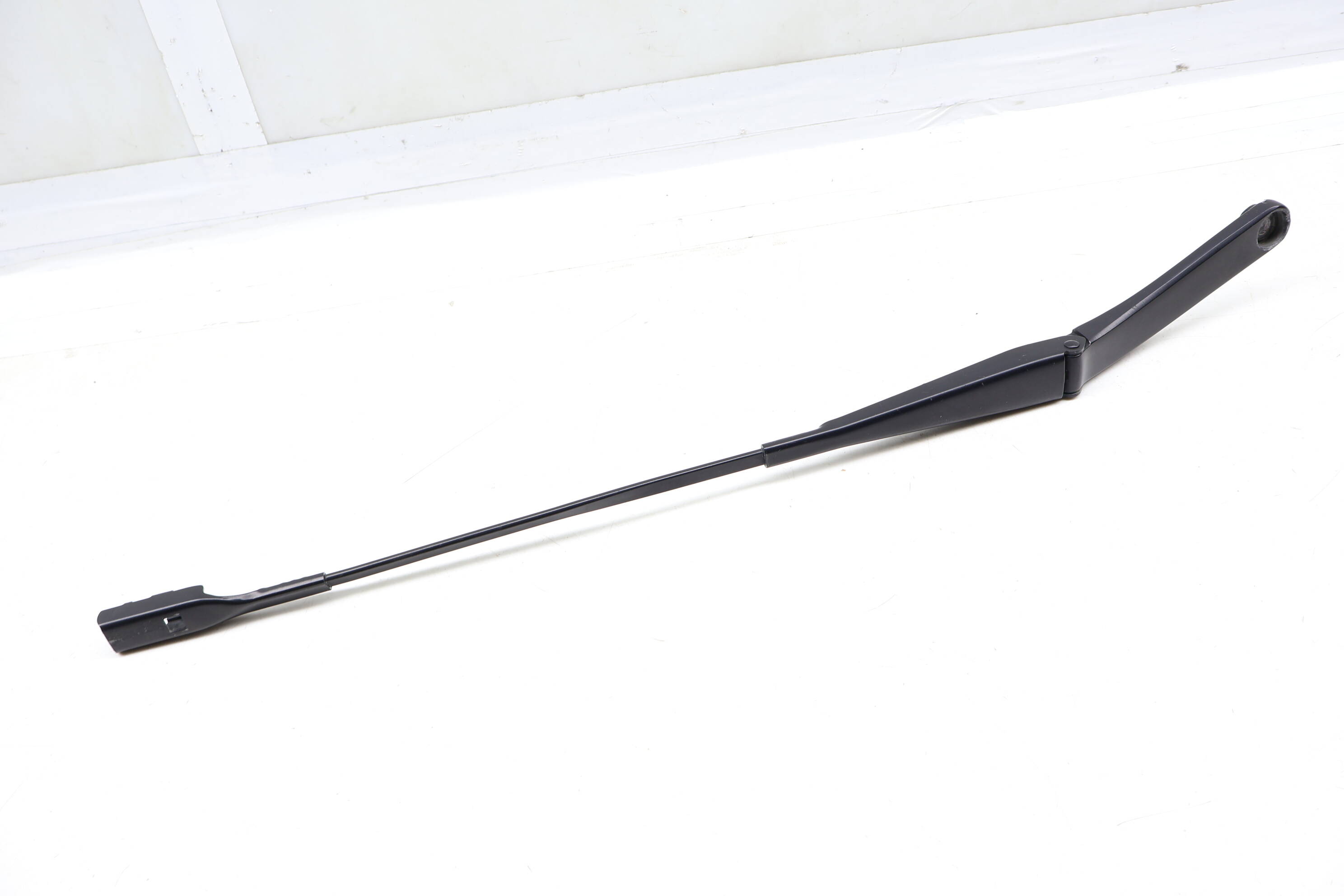 Windshield Wiper Arm 8F1955408