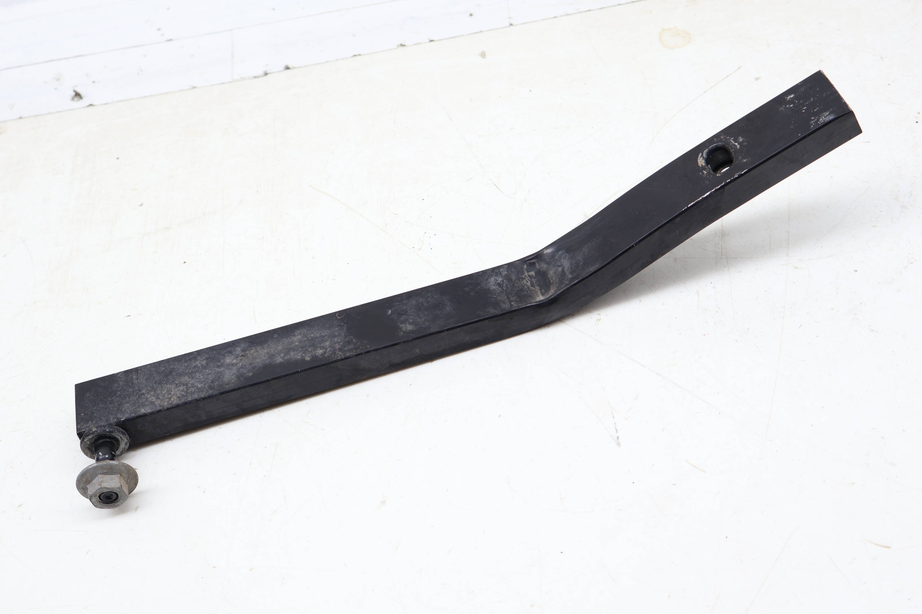 Radiator / Core Support Bracket 8K0805527A
