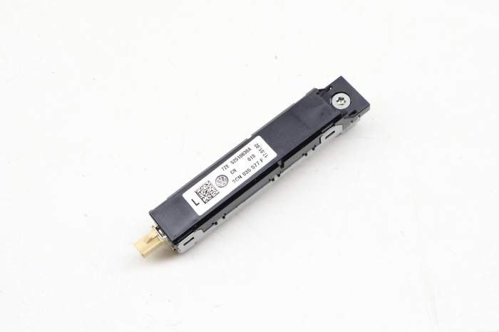 Upper Antenna Booster 3CN035577F main product photo