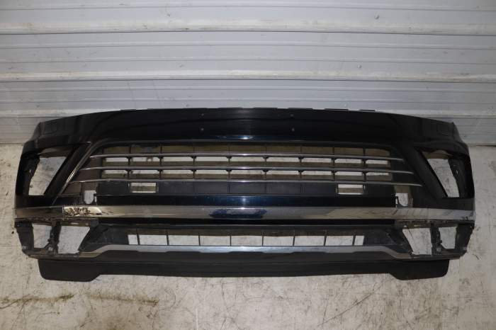Bumper Cover 7P6807221D main product photo