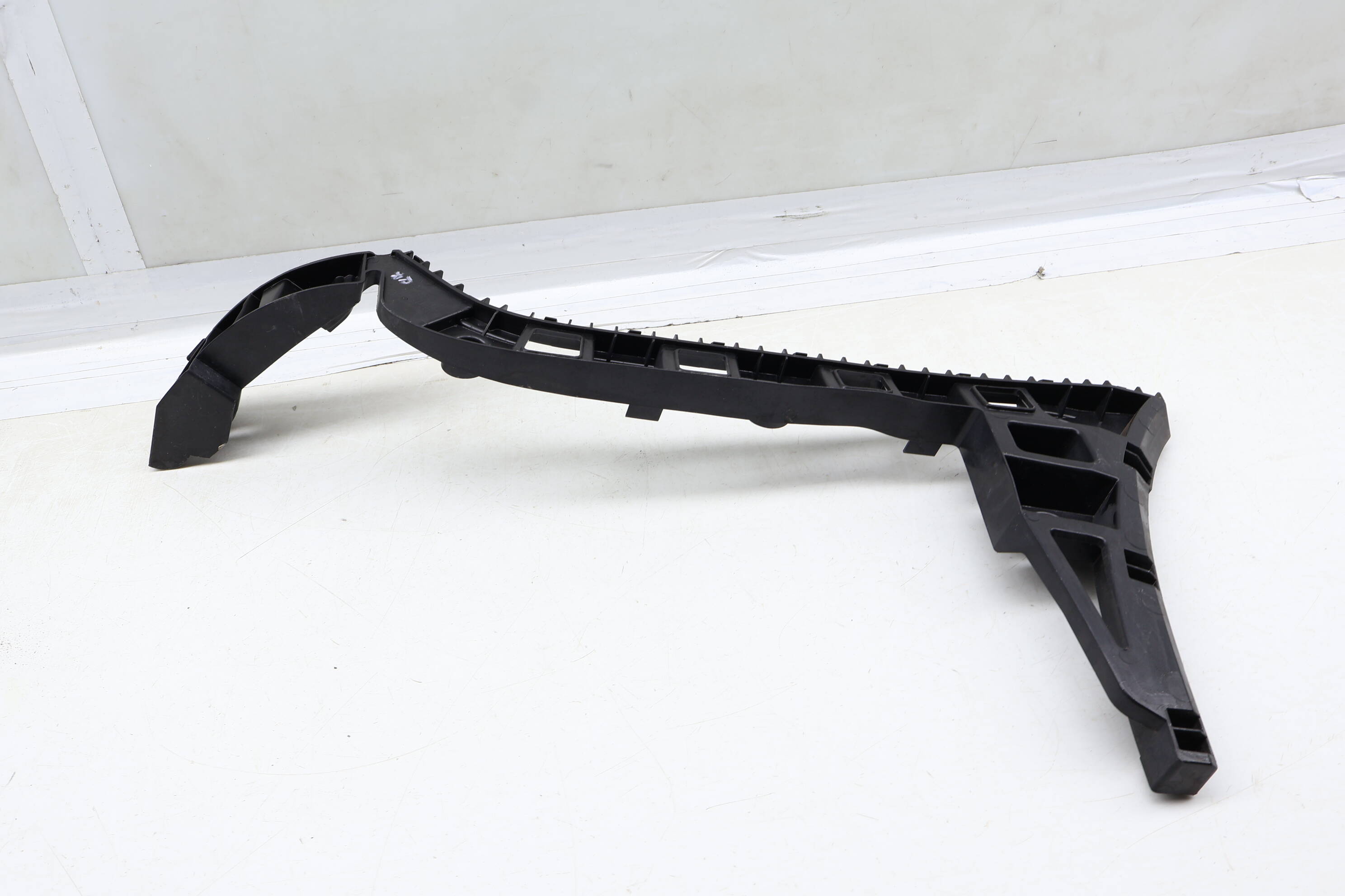 Bumper Guide / Mount Bracket 561807394G