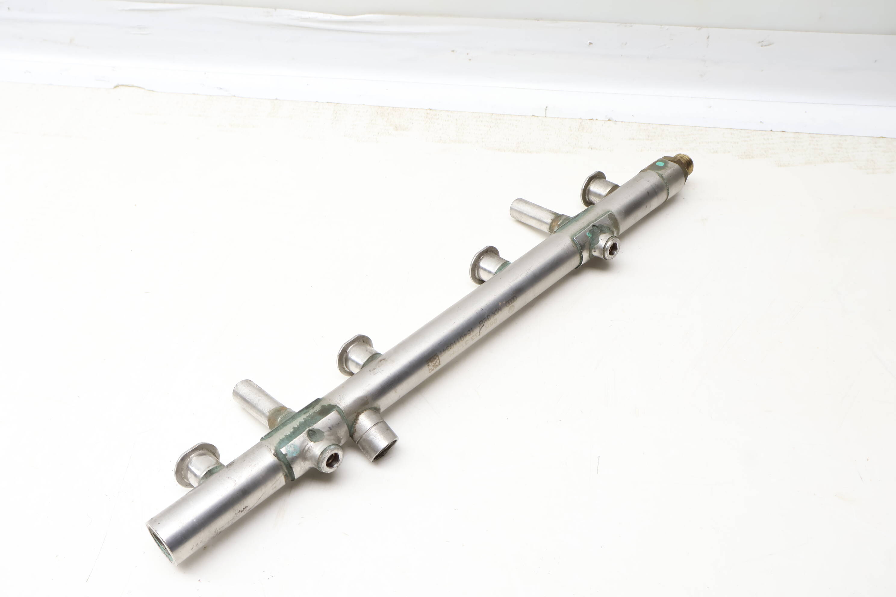 Fuel Rail 06K133317H