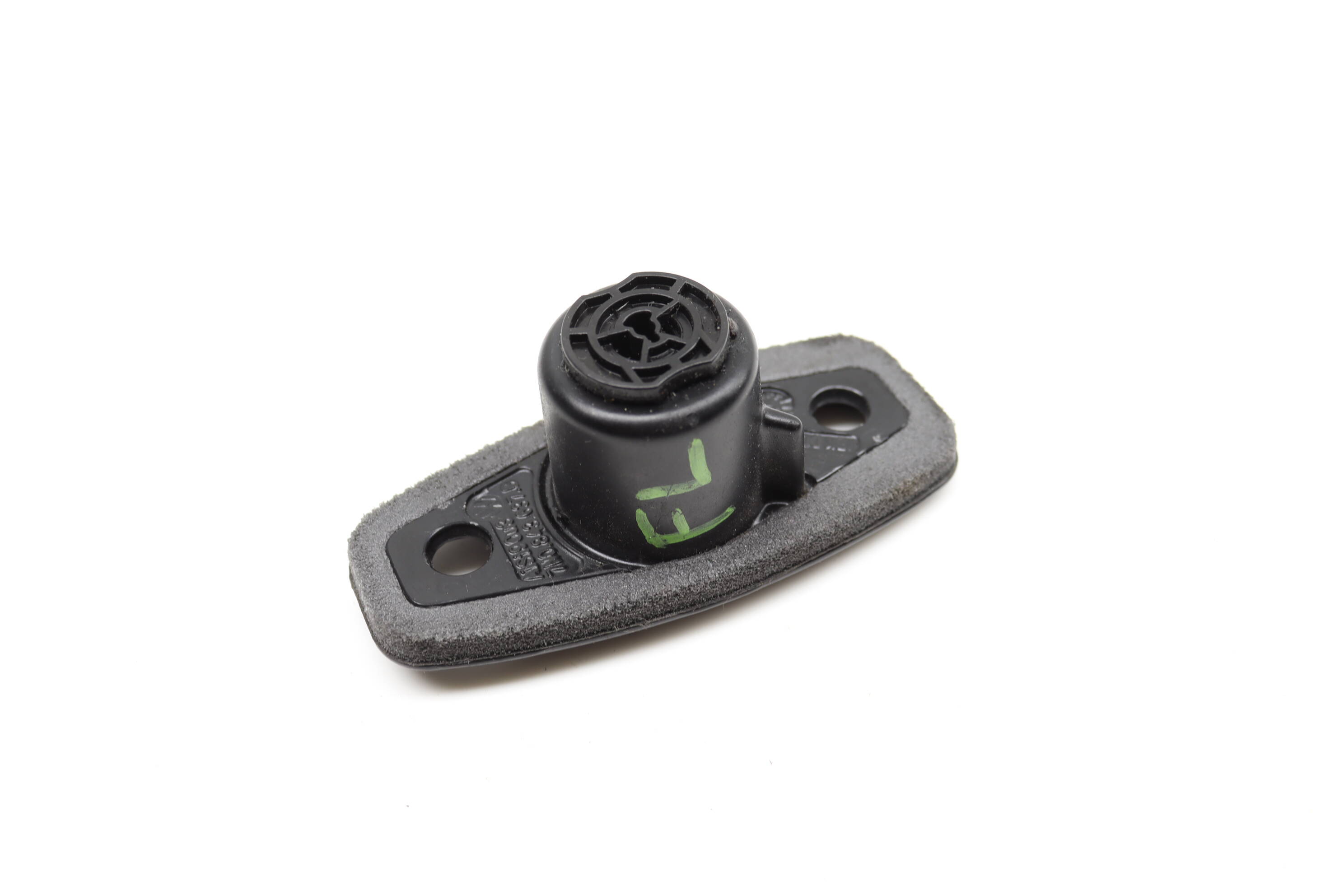 Porsche Left Hood Retaining Plate (Macan) 7N0843637B 